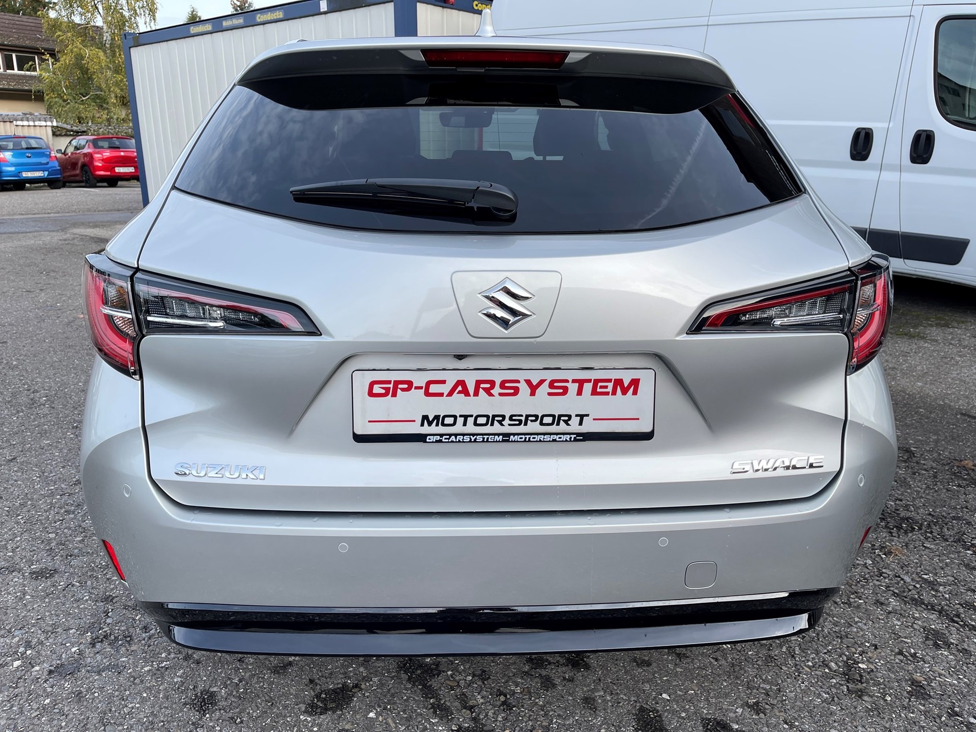 SUZUKI Swace 1.8 Hybrid Compact Top-image-9