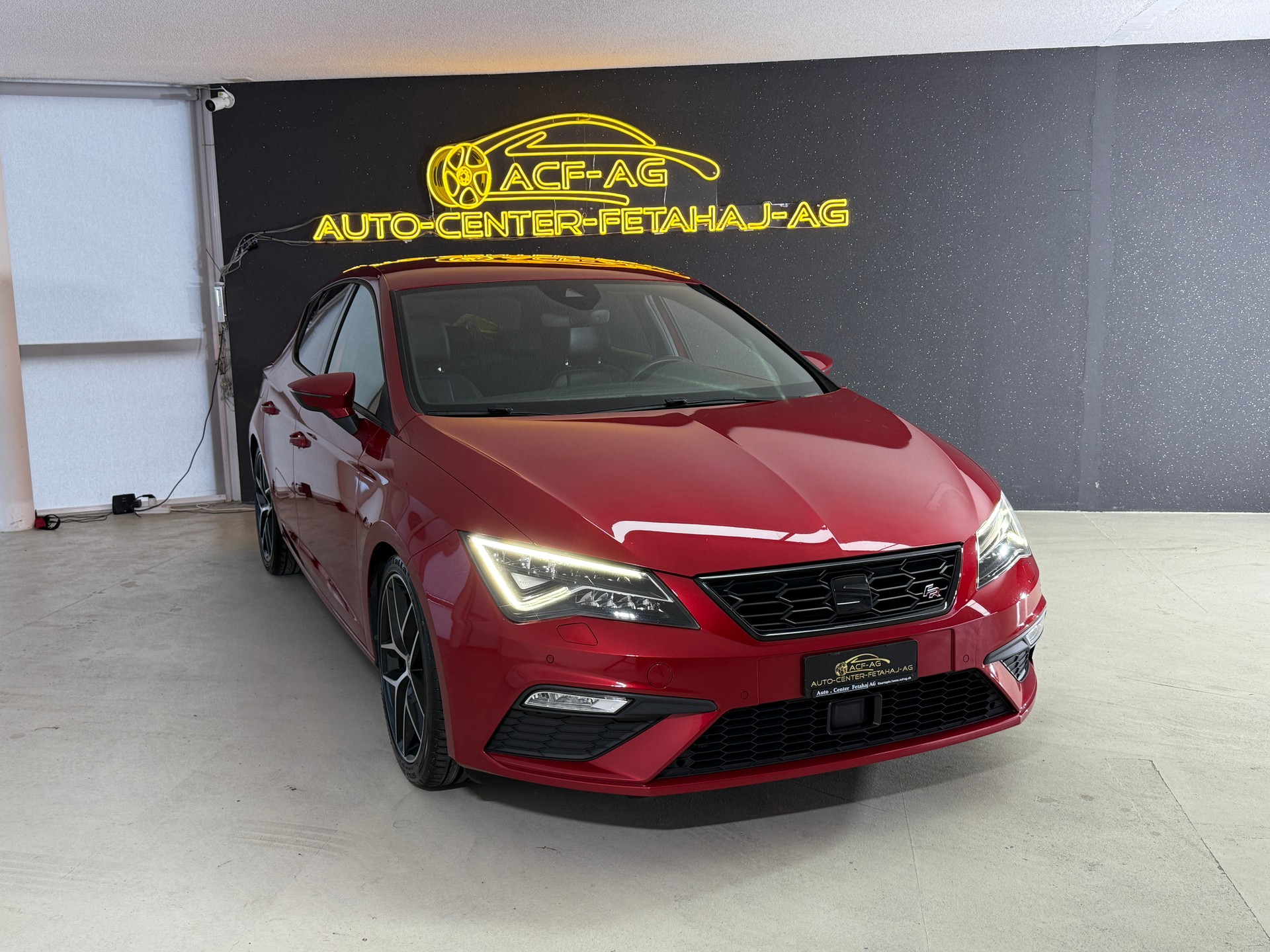 SEAT Leon 1.5 TSI EVO FR ACT FR-showroom-element-2
