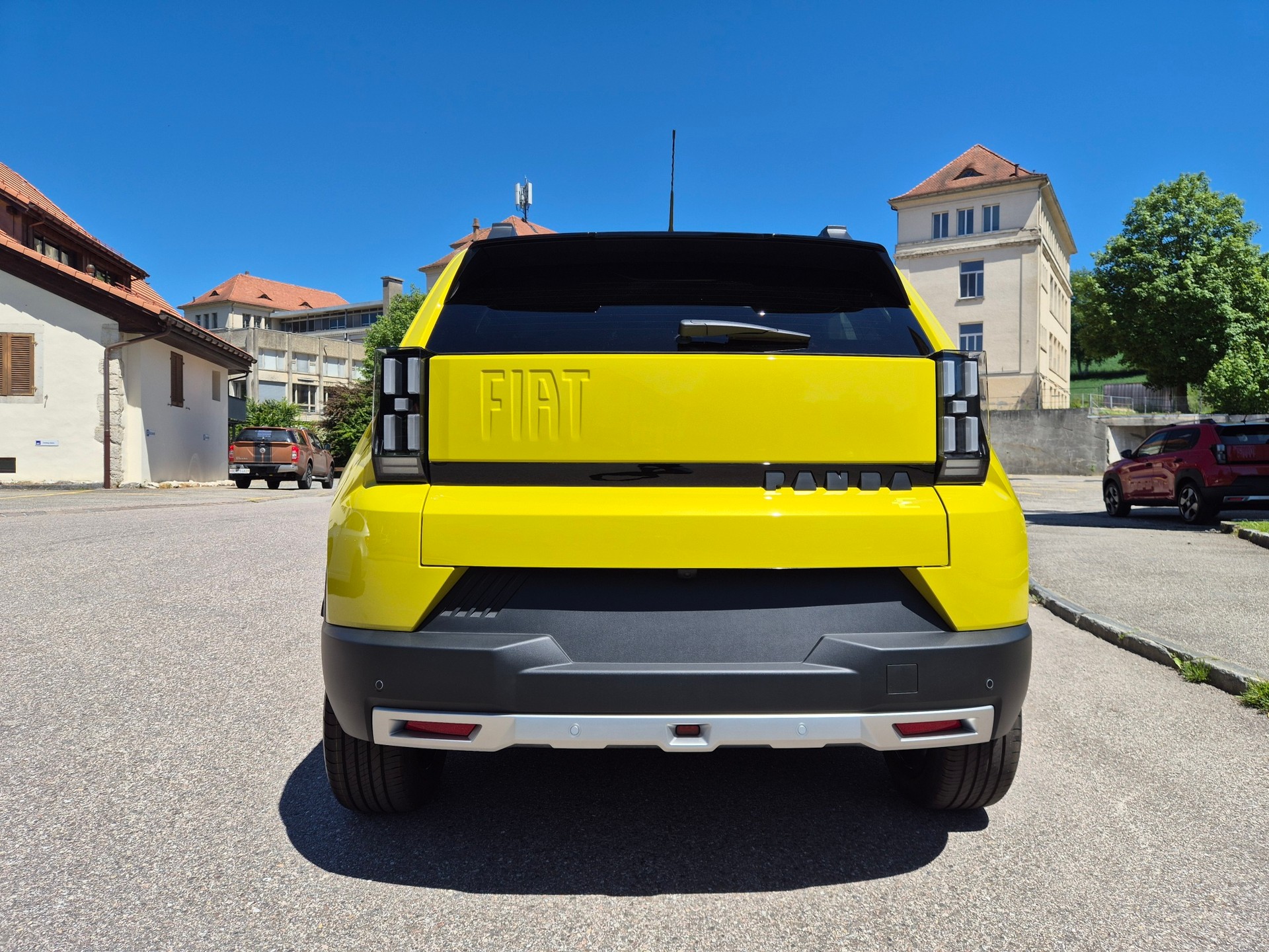FIAT Grande Panda Elektro La Prima-showroom-element-3