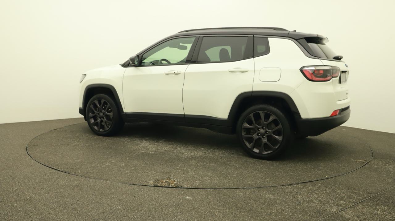 JEEP Compass 1.3 T PHEV S AWD-showroom-element-2