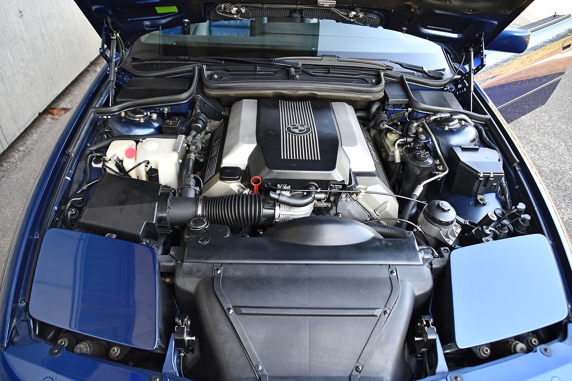 BMW 840Ci A-image-3