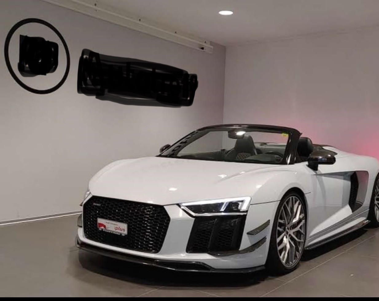 AUDI R8 Spyder 5.2 plus S-Tronic