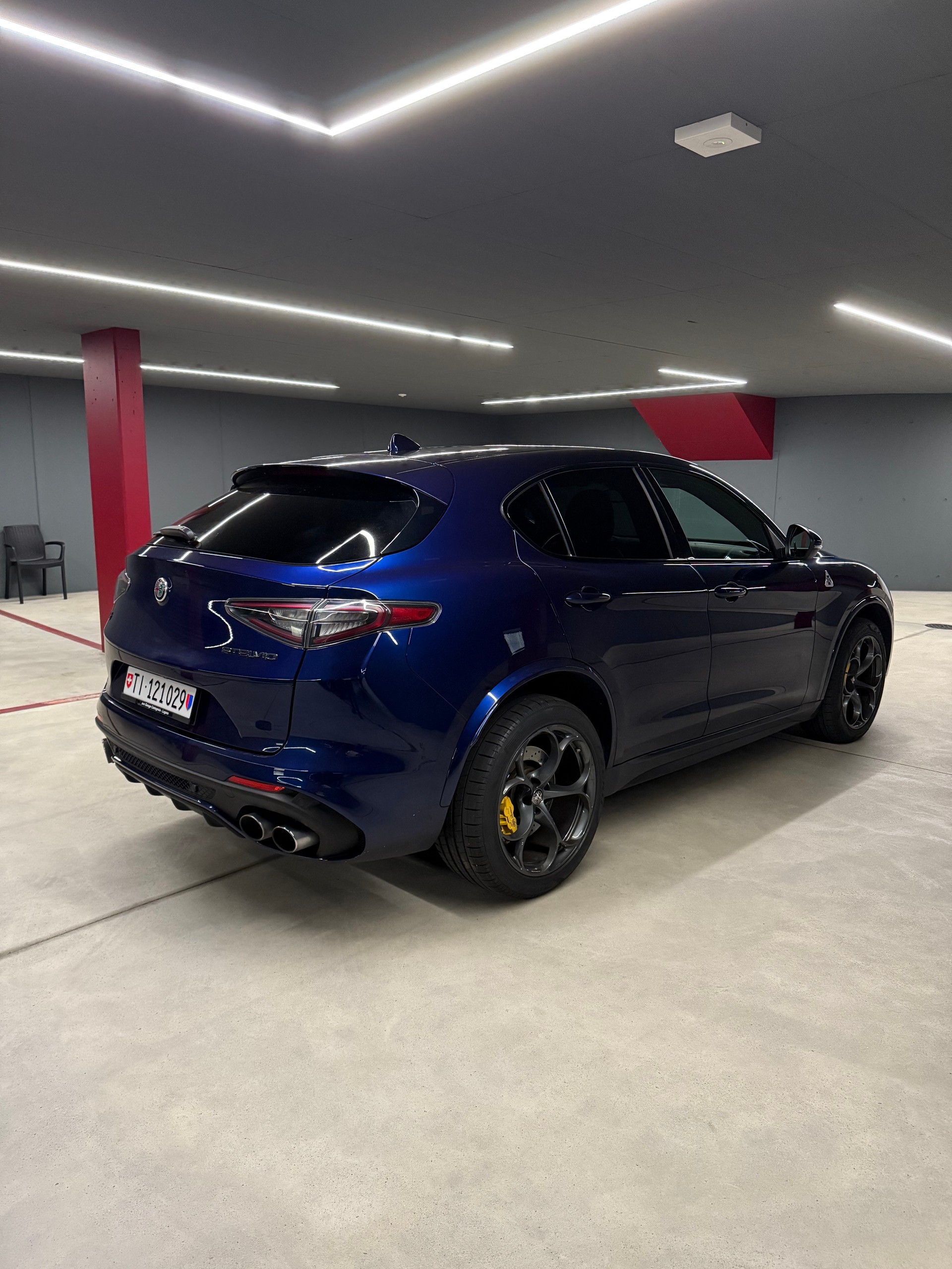ALFA ROMEO Stelvio 2.9 V6 Quadrifoglio Q4 Automatic-image-3