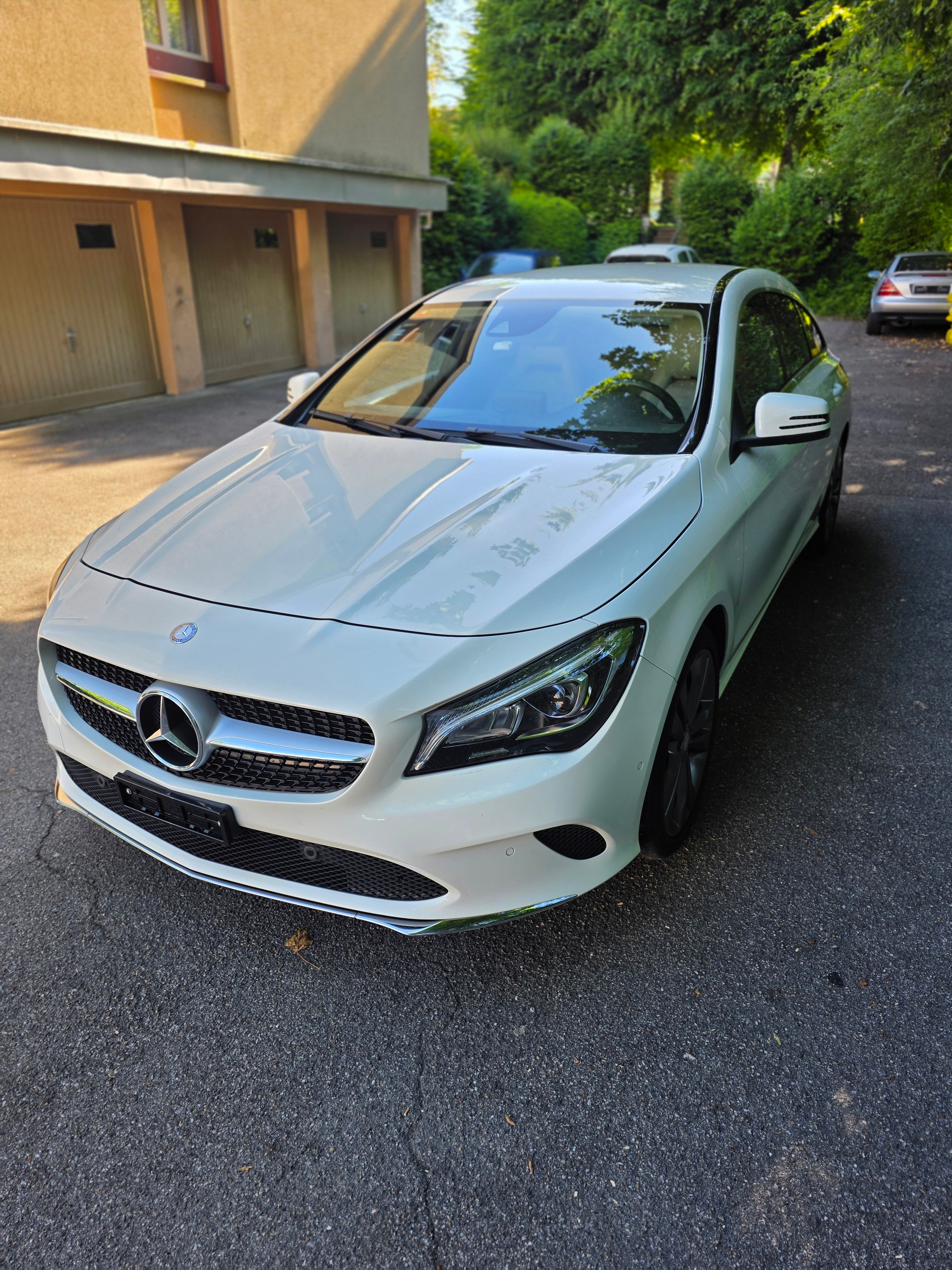 MERCEDES-BENZ CLA Shooting Brake 200 d 4Matic 7G-DCT