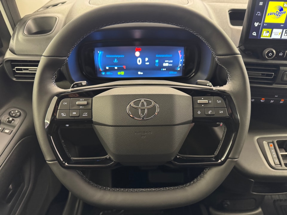 Proace City Van L1 1.5 D 130 Active