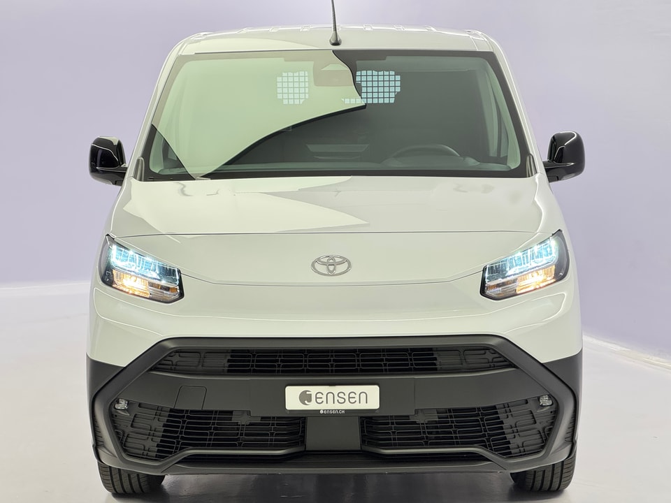 Proace City Van L1 1.5 D 130 Active