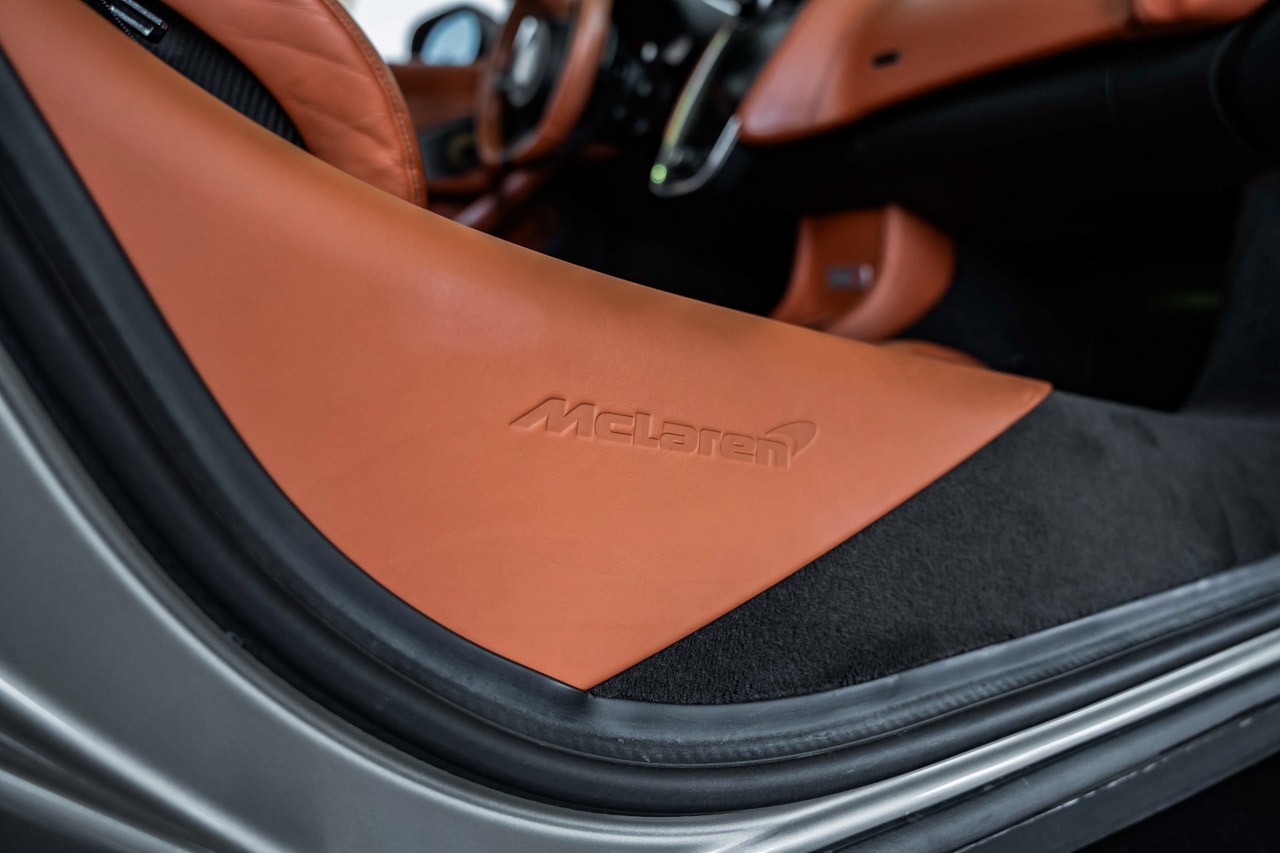 McLAREN 570S Coupé 3.8 V8 SSG-image-20