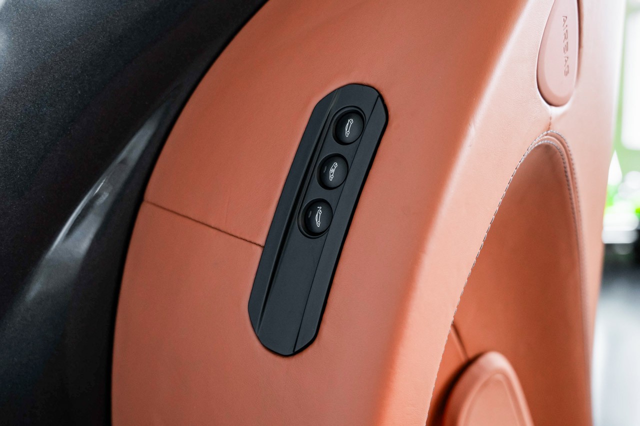McLAREN 570S Coupé 3.8 V8 SSG-image-19