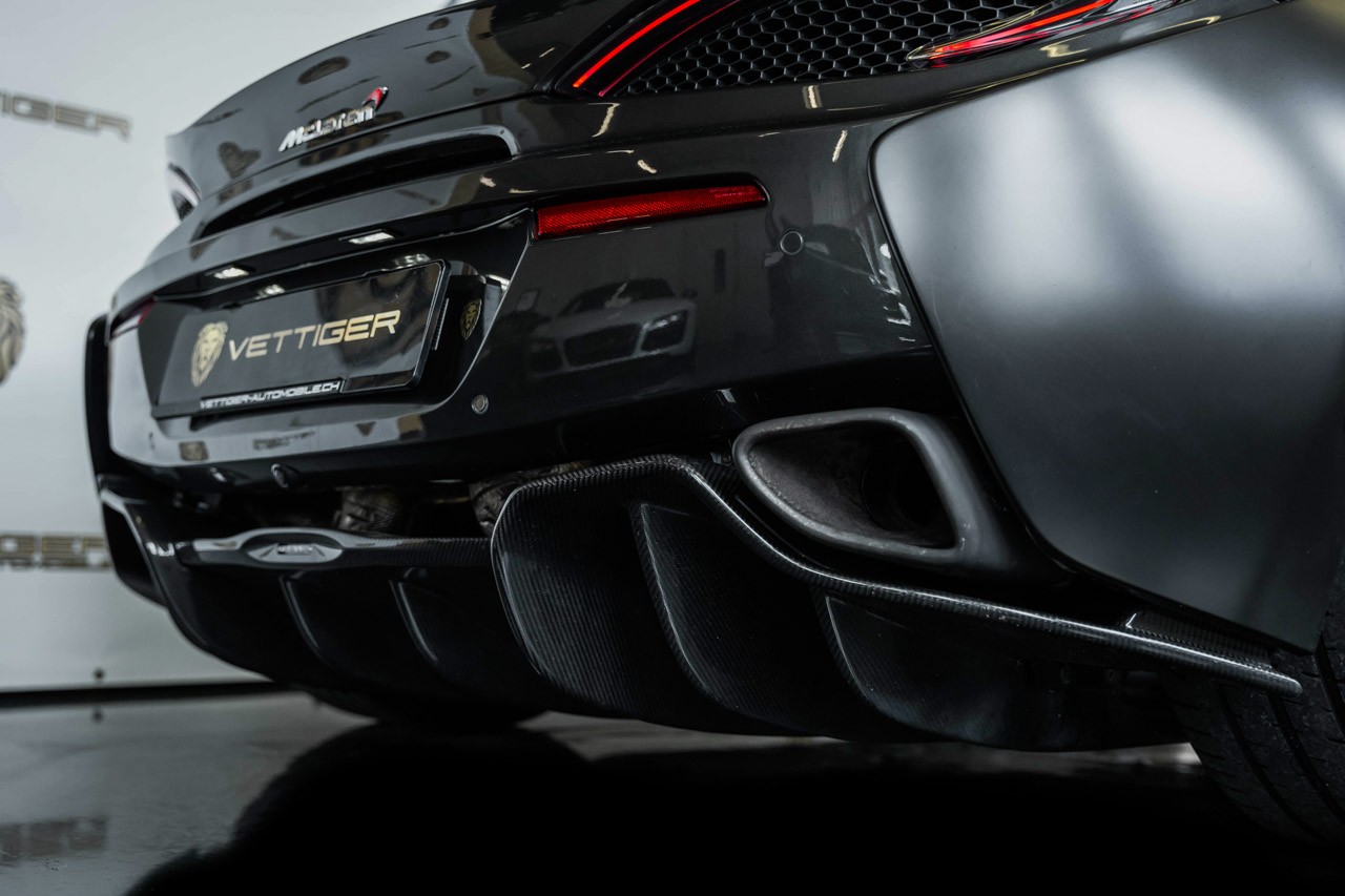 McLAREN 570S Coupé 3.8 V8 SSG-image-31