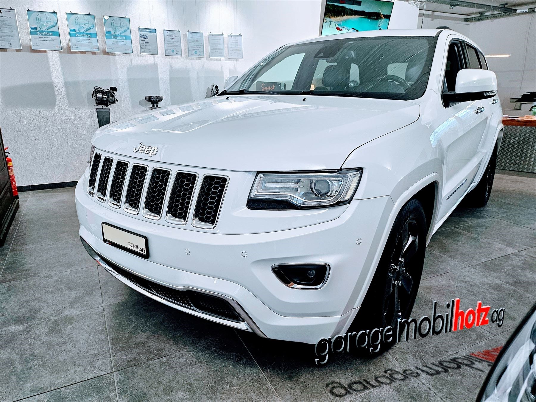 JEEP Grand Cherokee 3.0CRD Overl.