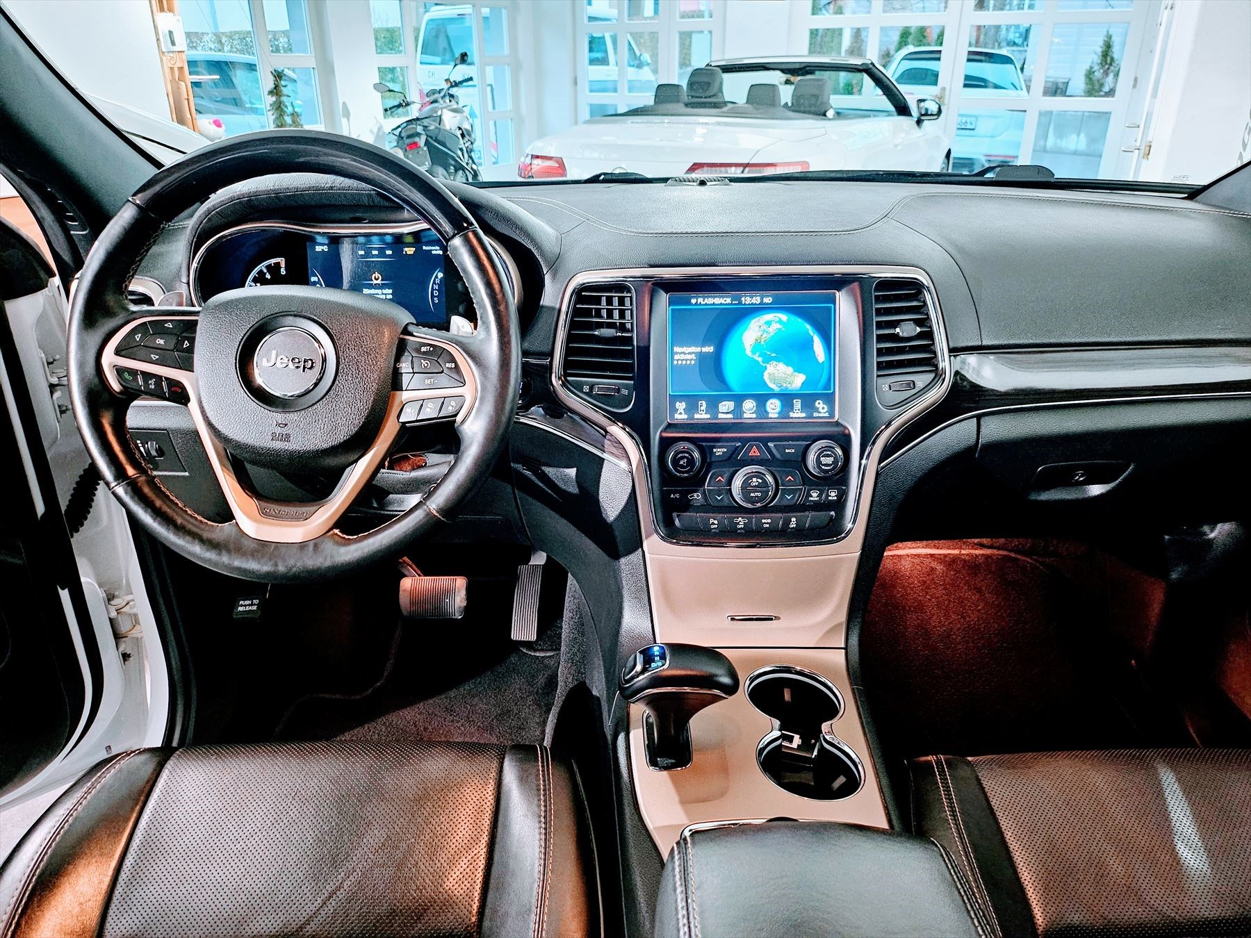 JEEP Grand Cherokee 3.0CRD Overl.-image-9