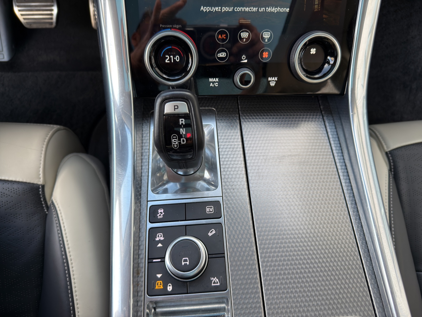 LAND ROVER Range Rover Sport P400e 2.0 I4 PHEV HSE Automatic-image-15