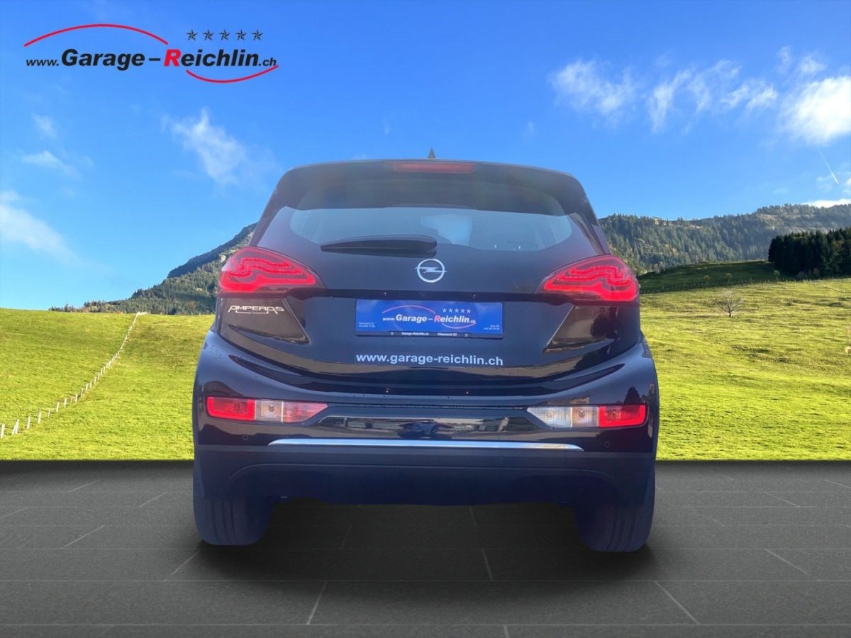 OPEL Ampera-e Electric Excellence-showroom-element-2
