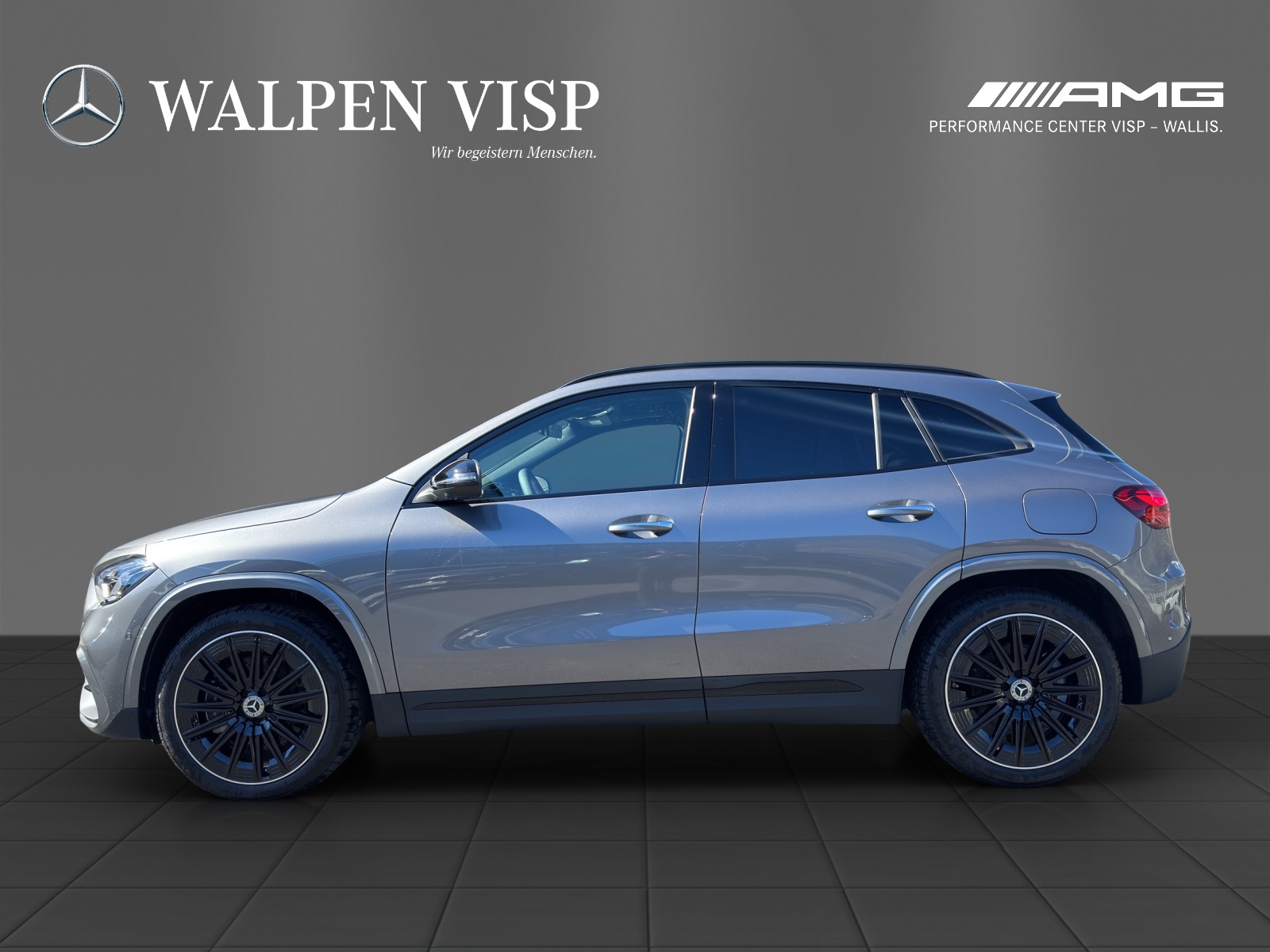 MERCEDES-BENZ GLA 250 4Matic 8G-DCT-showroom-element-2