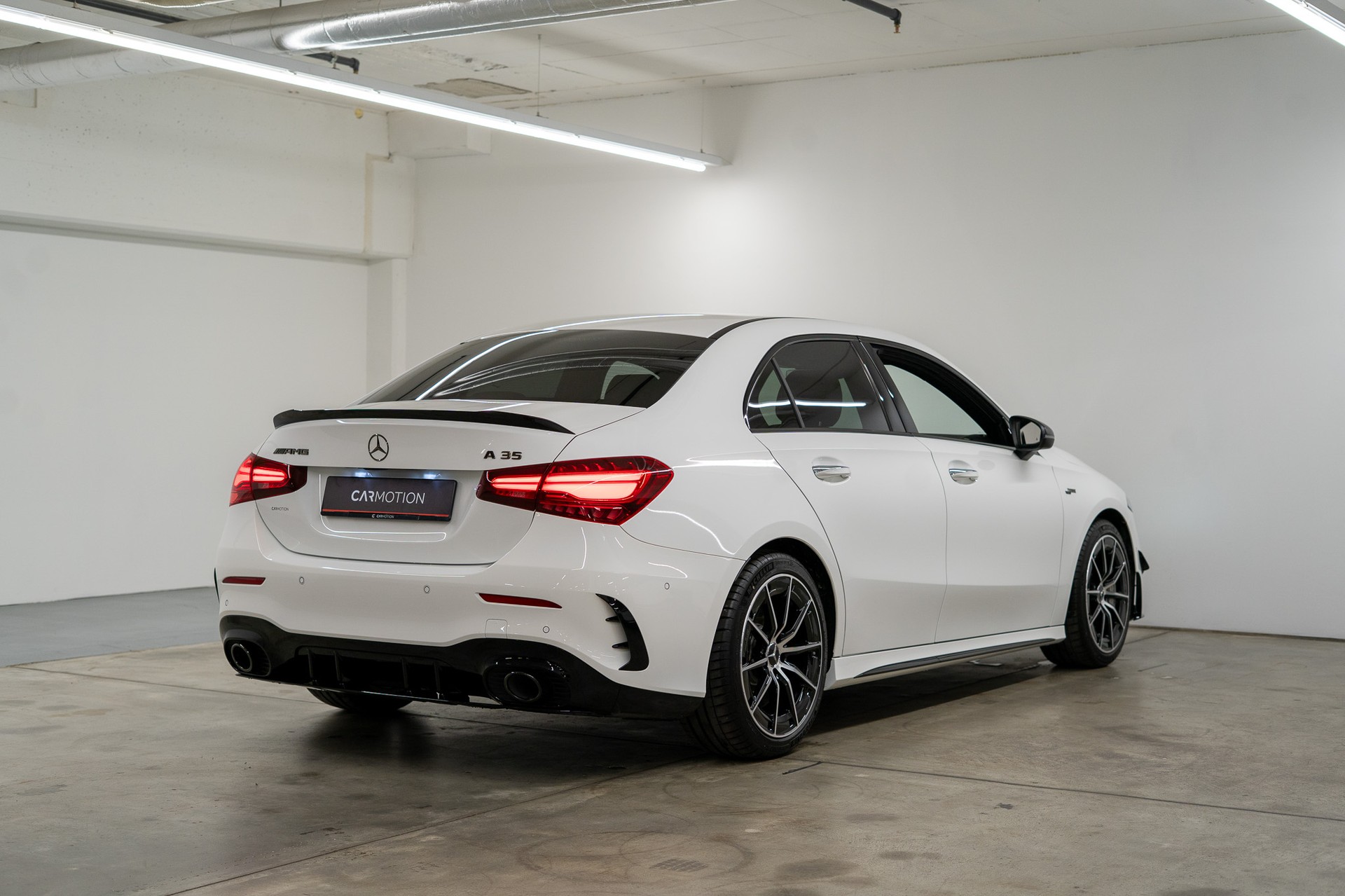 MERCEDES-BENZ A 35 AMG 4matic Limousine *Aerodynamik-Paket | Facelift*-showroom-element-3