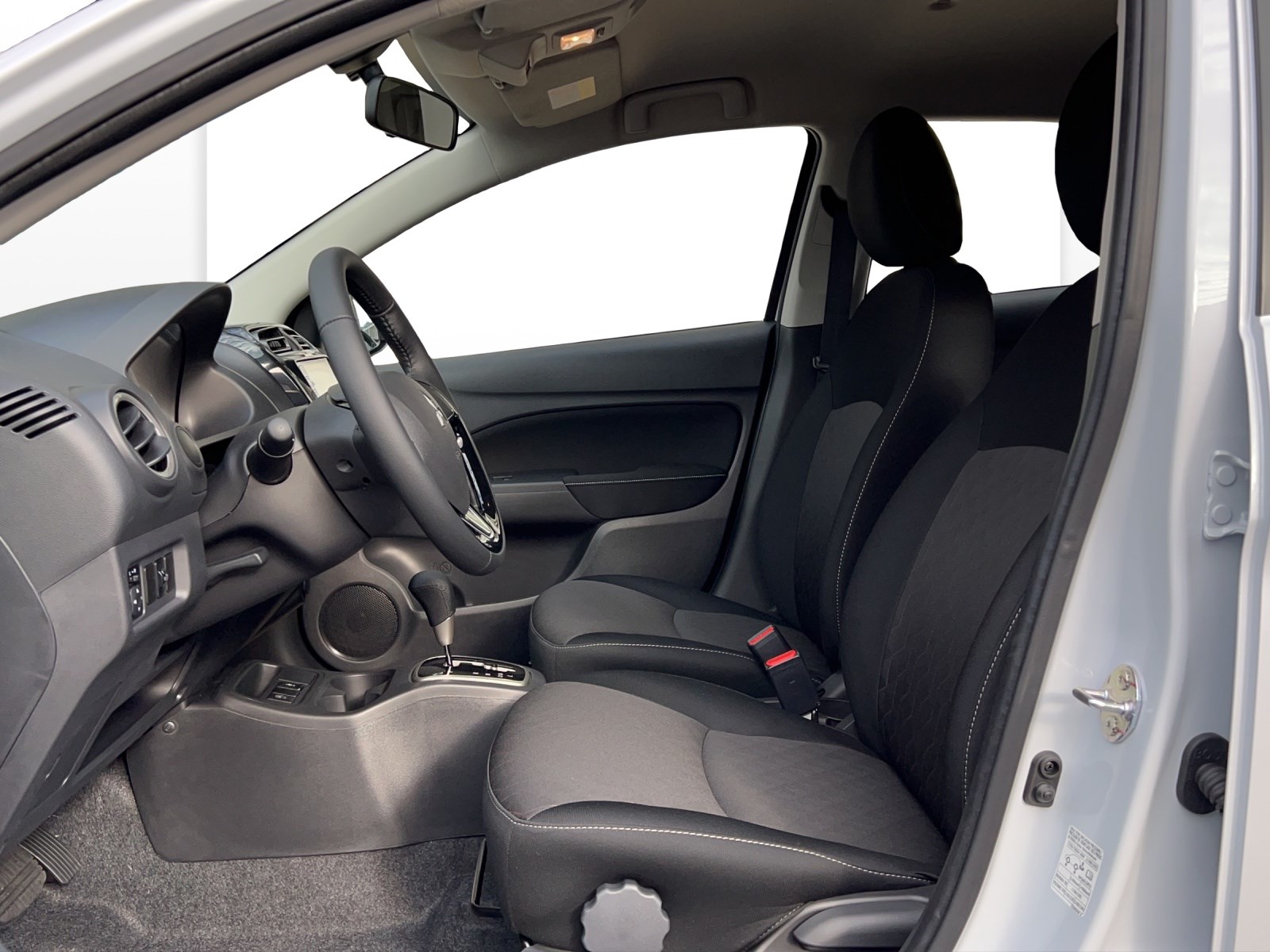 MITSUBISHI Space Star 1.2 MIVEC Inform-image-4