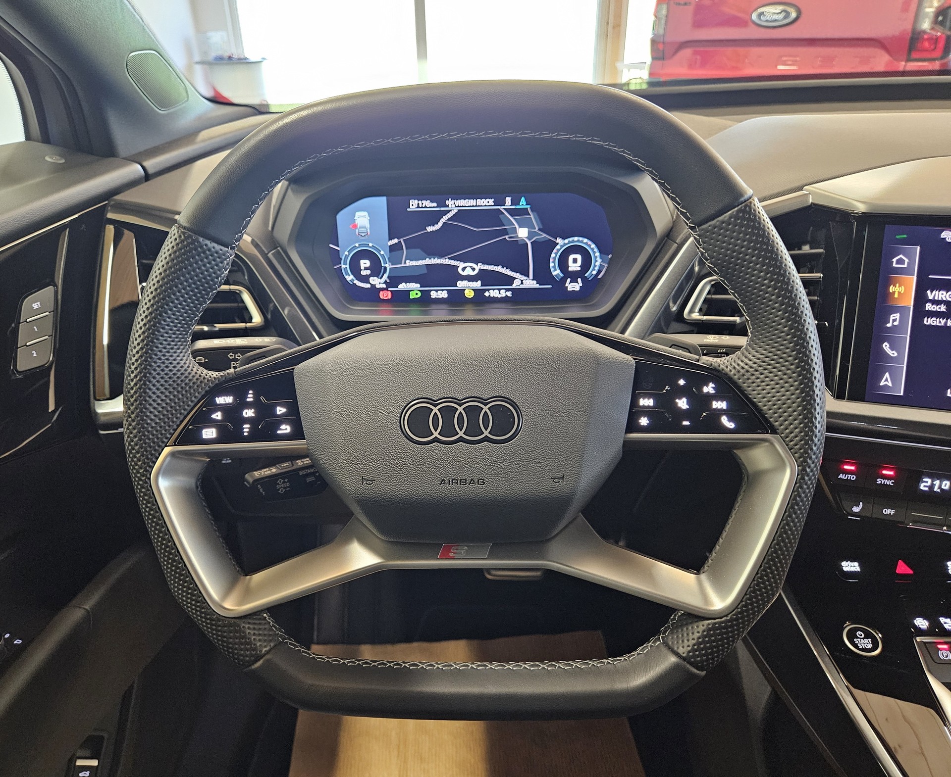AUDI Q4 Sportback e-tron 50 quattro S-Line mit Anhängerkupplung-image-16