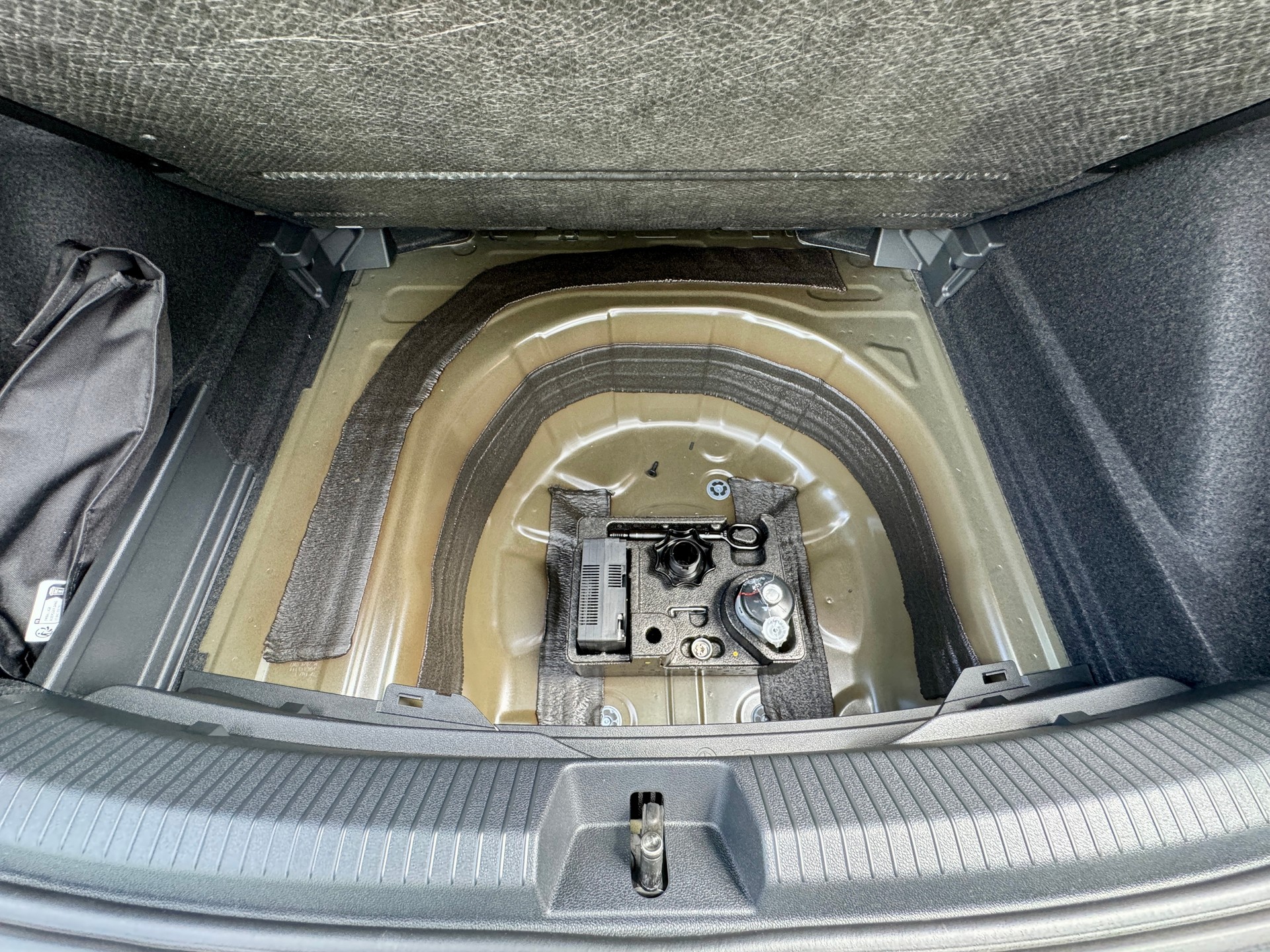 VW Taigo 1.0 TSI Life United DSG-image-24