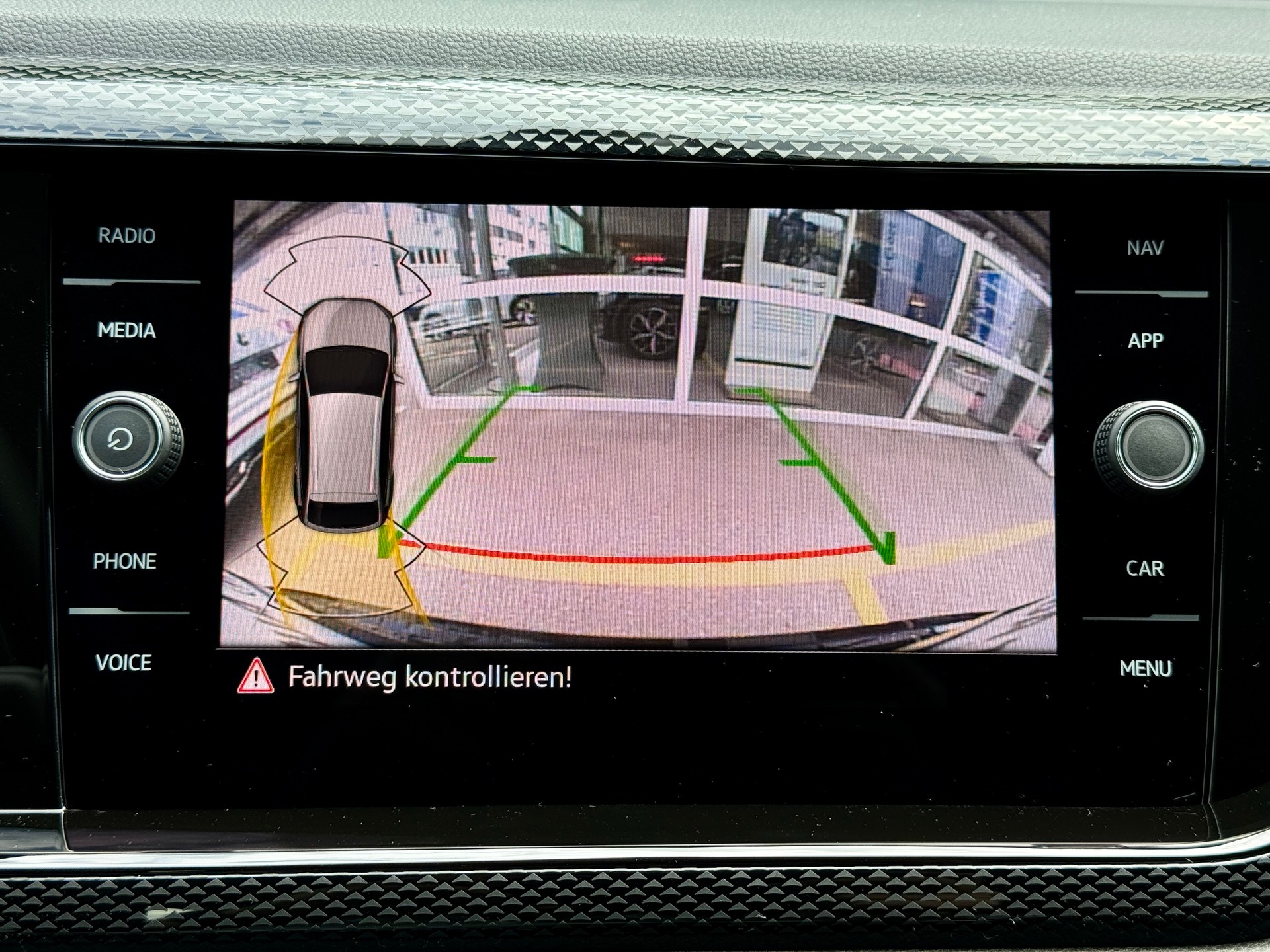 VW Taigo 1.0 TSI Life United DSG-image-15