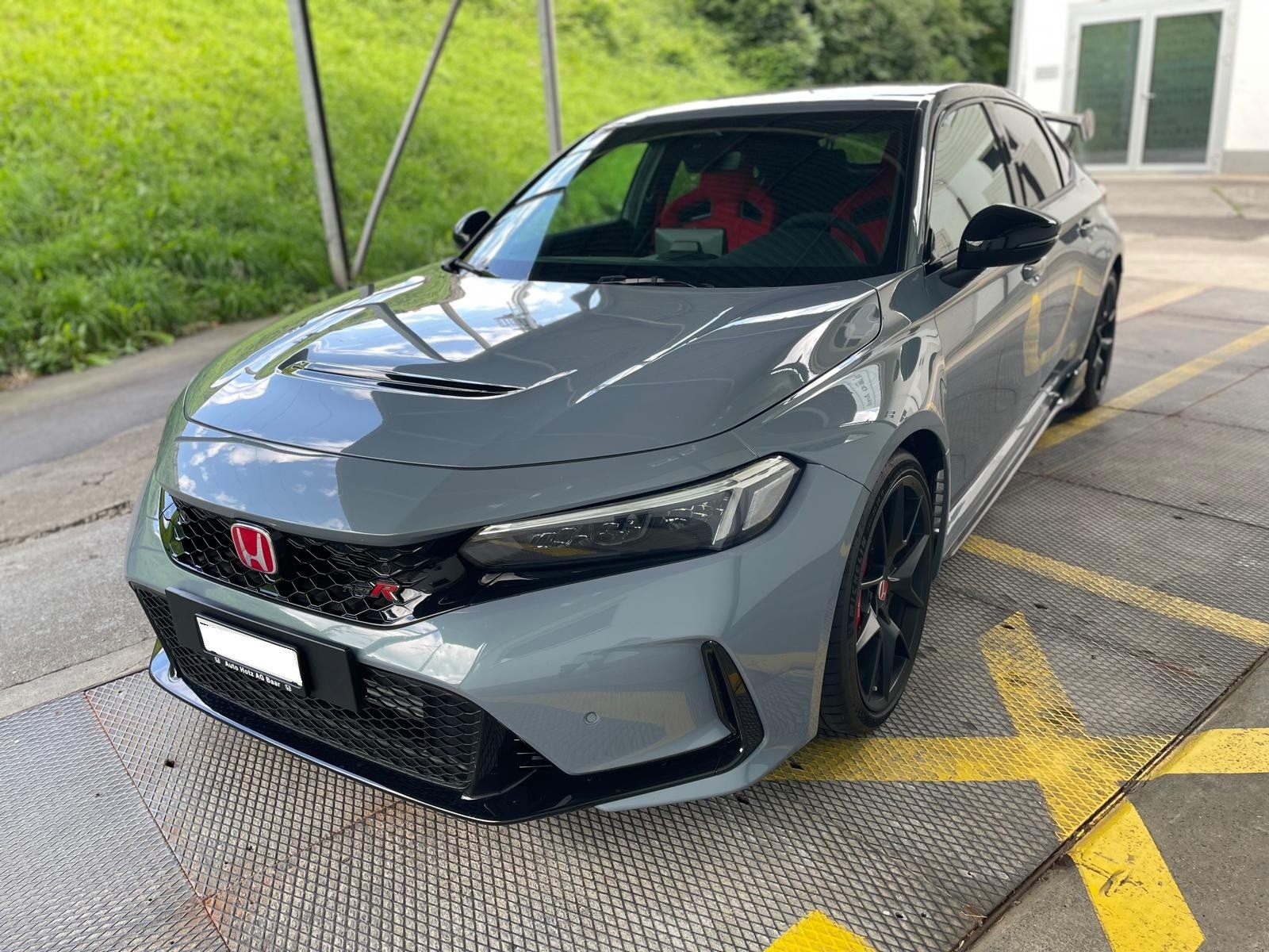 HONDA Civic 2.0 i-VTEC Type R 50th Anniversary-showroom-element-2
