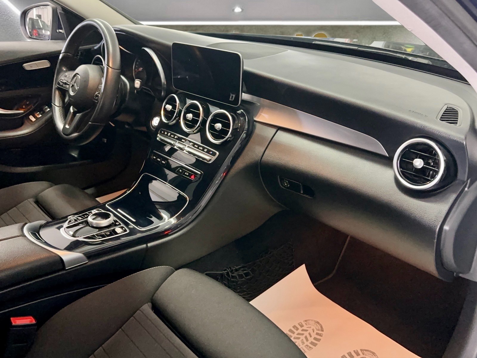 MERCEDES-BENZ C 220 d Swiss Star 4M 9G-Tronic-image-11