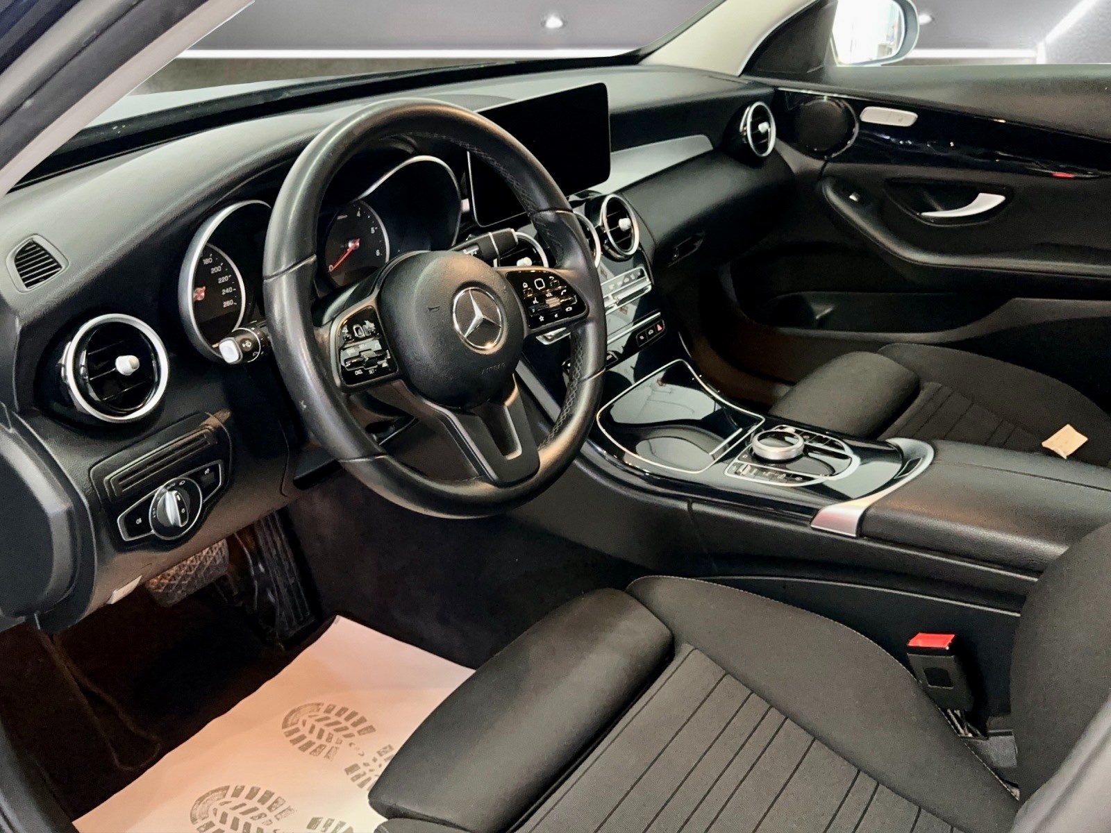 MERCEDES-BENZ C 220 d Swiss Star 4M 9G-Tronic-image-12
