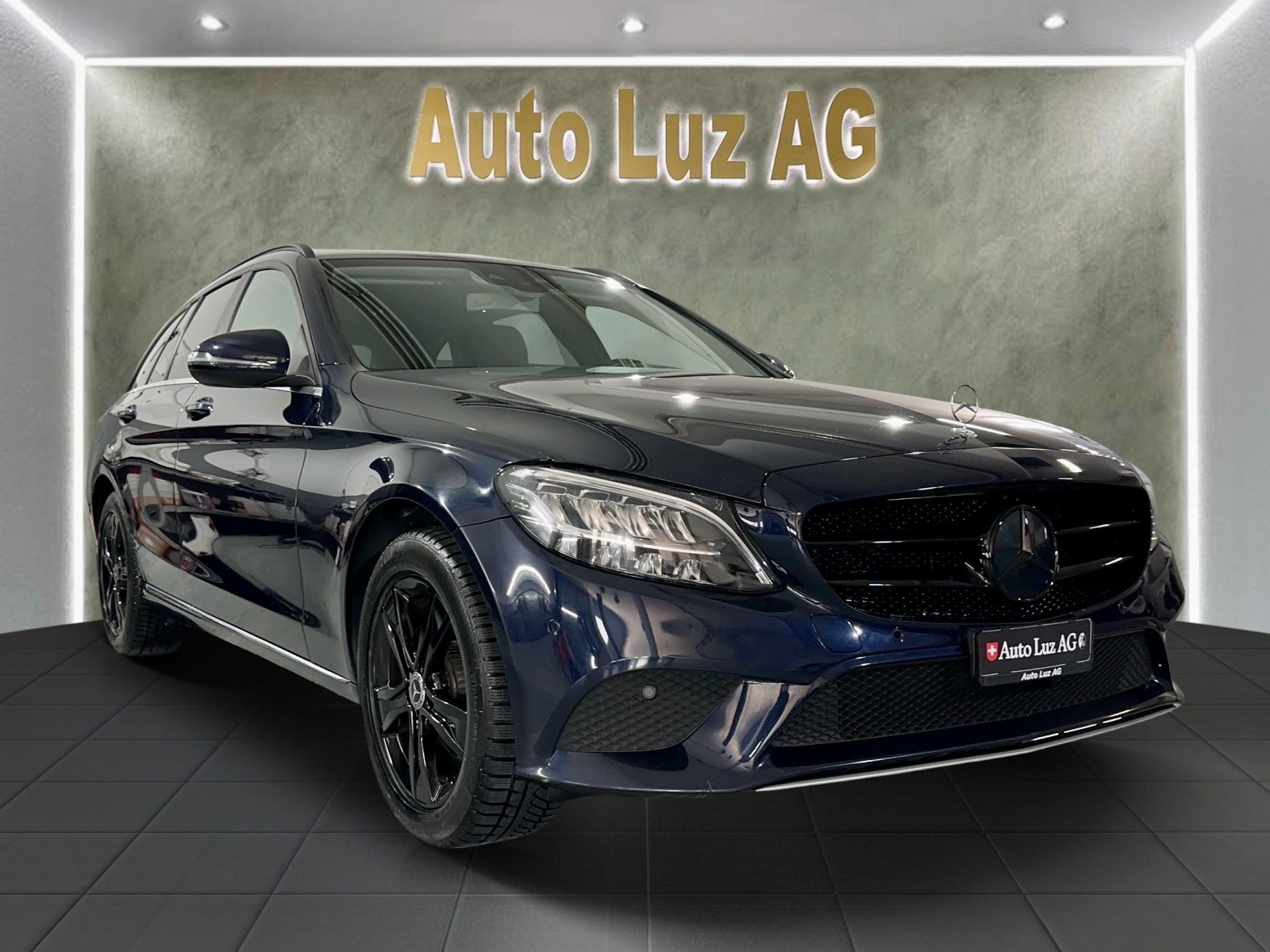 MERCEDES-BENZ C 220 d Swiss Star 4M 9G-Tronic-image-4