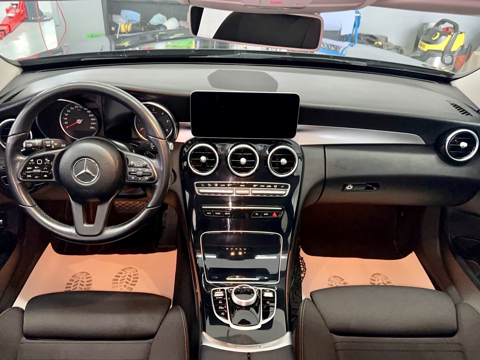 MERCEDES-BENZ C 220 d Swiss Star 4M 9G-Tronic-image-3