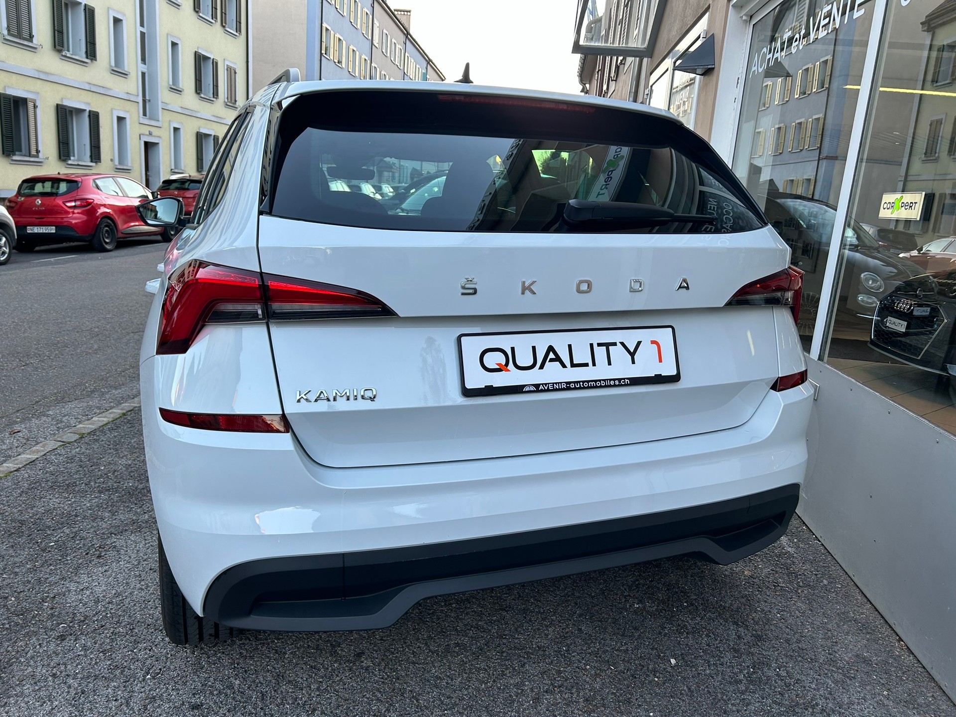 SKODA Kamiq 1.0 TSI Ambition DSG-image-4