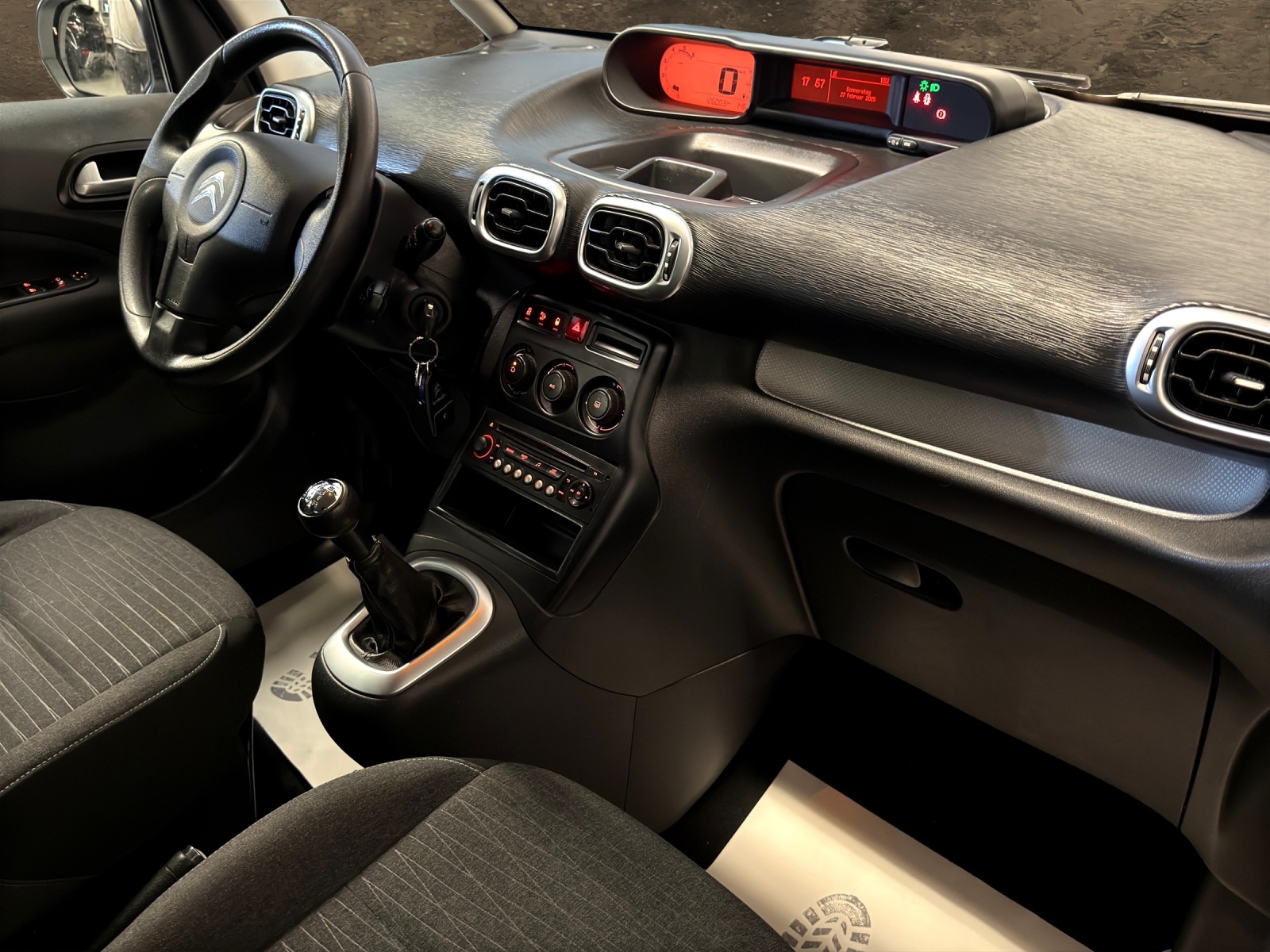 CITROEN C3 Picasso 1.6 BlueHDi Séduction-image-11
