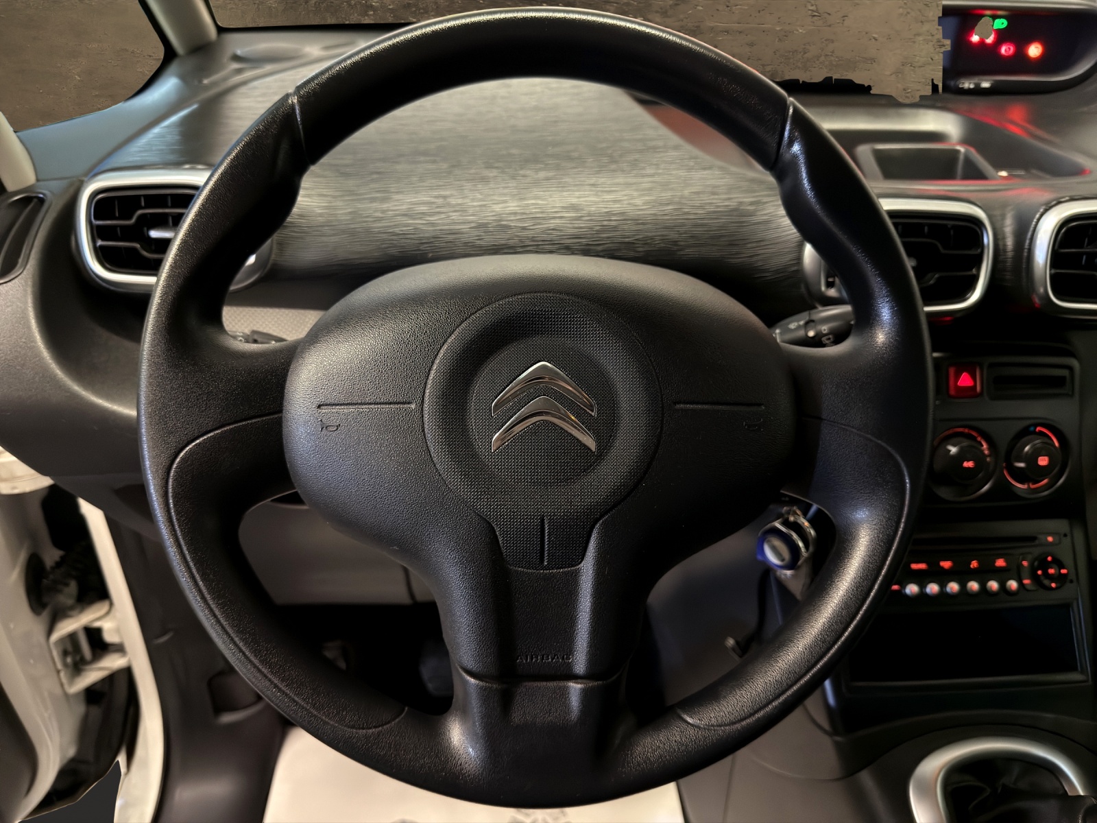 CITROEN C3 Picasso 1.6 BlueHDi Séduction-image-8