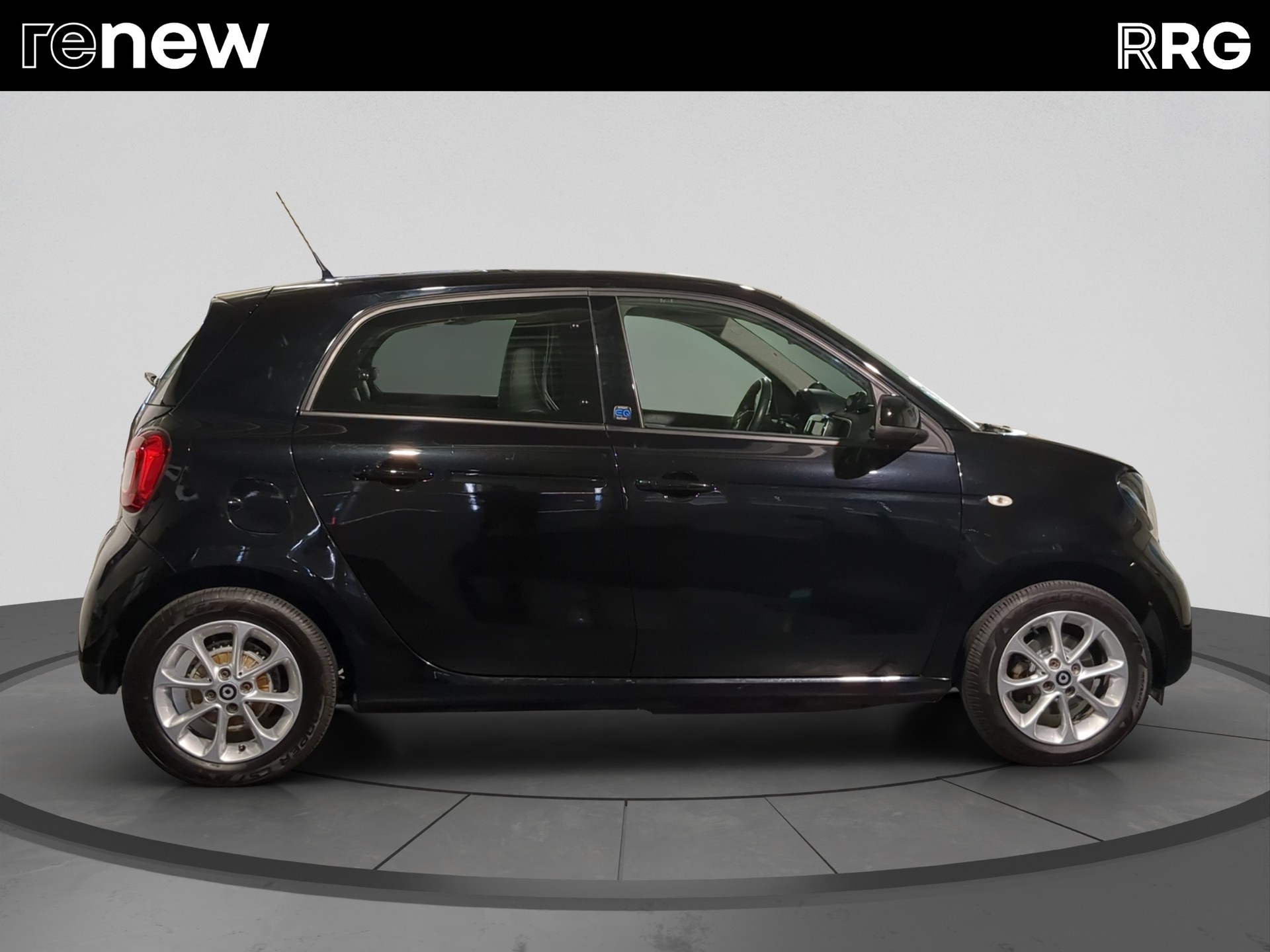 SMART forfour EQ prime-showroom-element-1