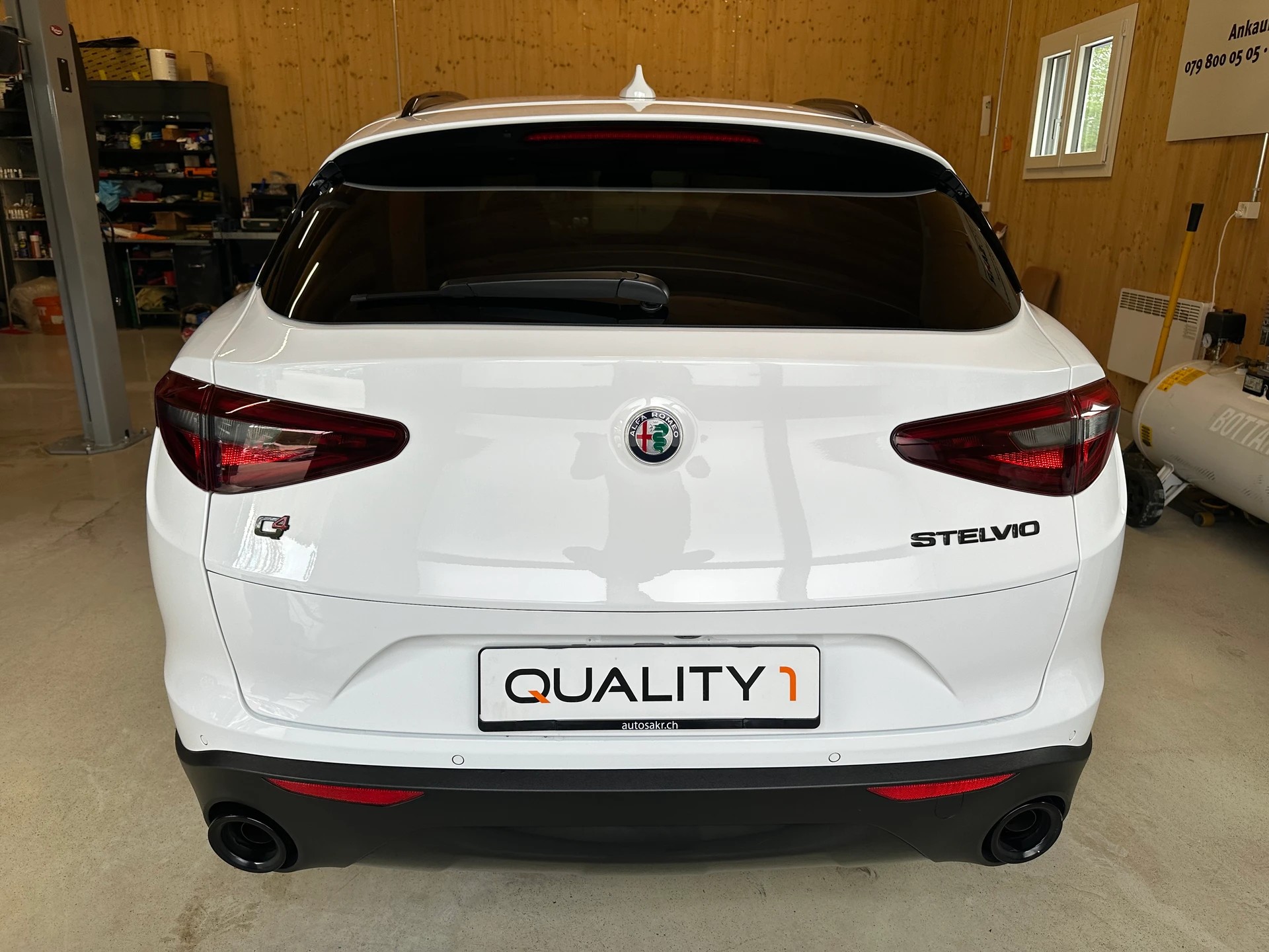 ALFA ROMEO Stelvio 2.0 B-Tech Q4 Automatic-showroom-element-3