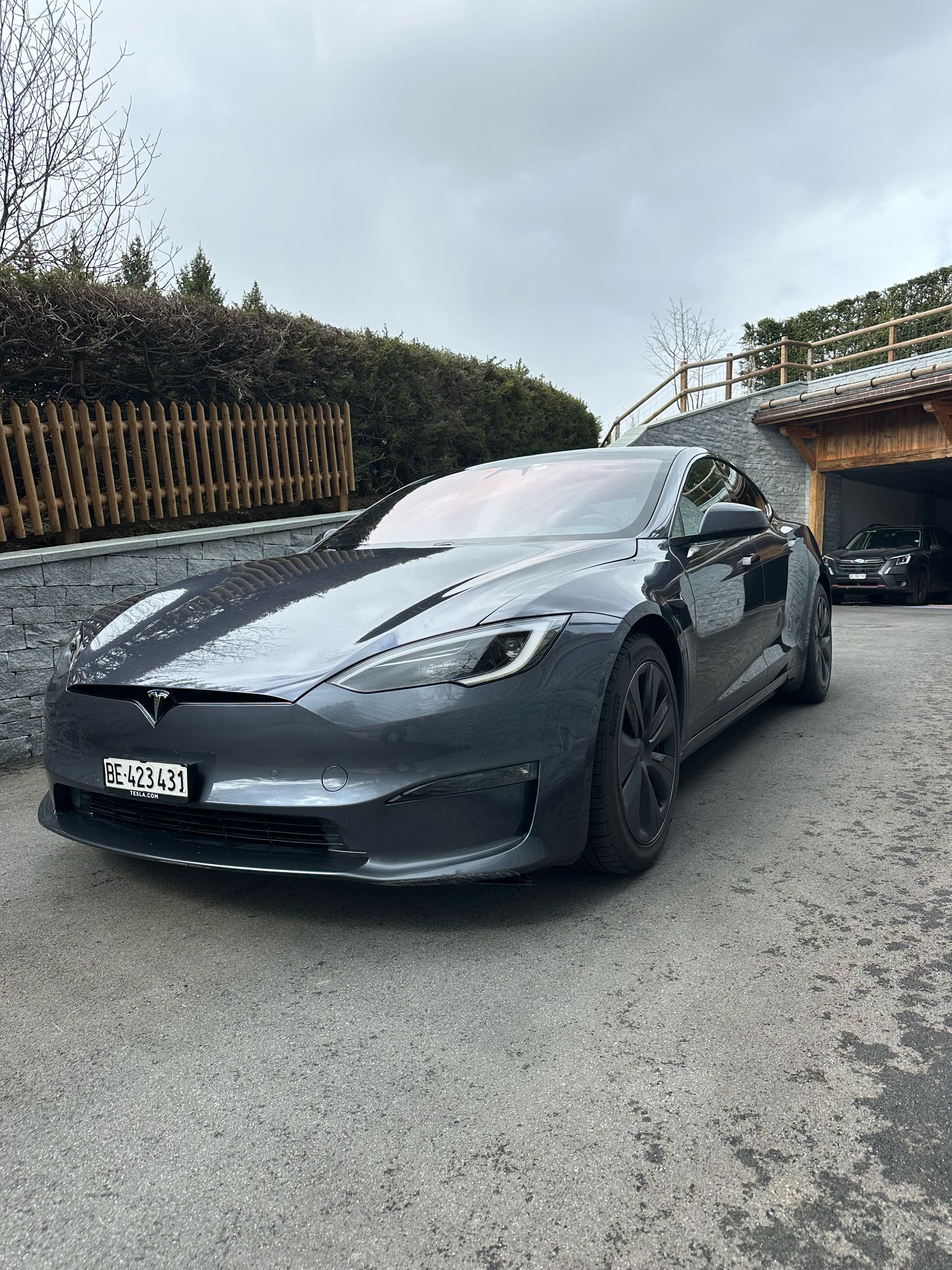 TESLA Model S 100 kWh Plaid