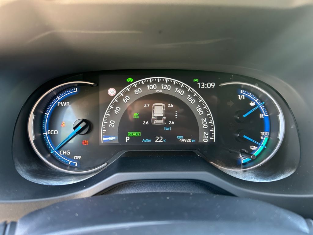 TOYOTA RAV-4 2.5 PHEV Platinum e-CVT 4WD-image-8