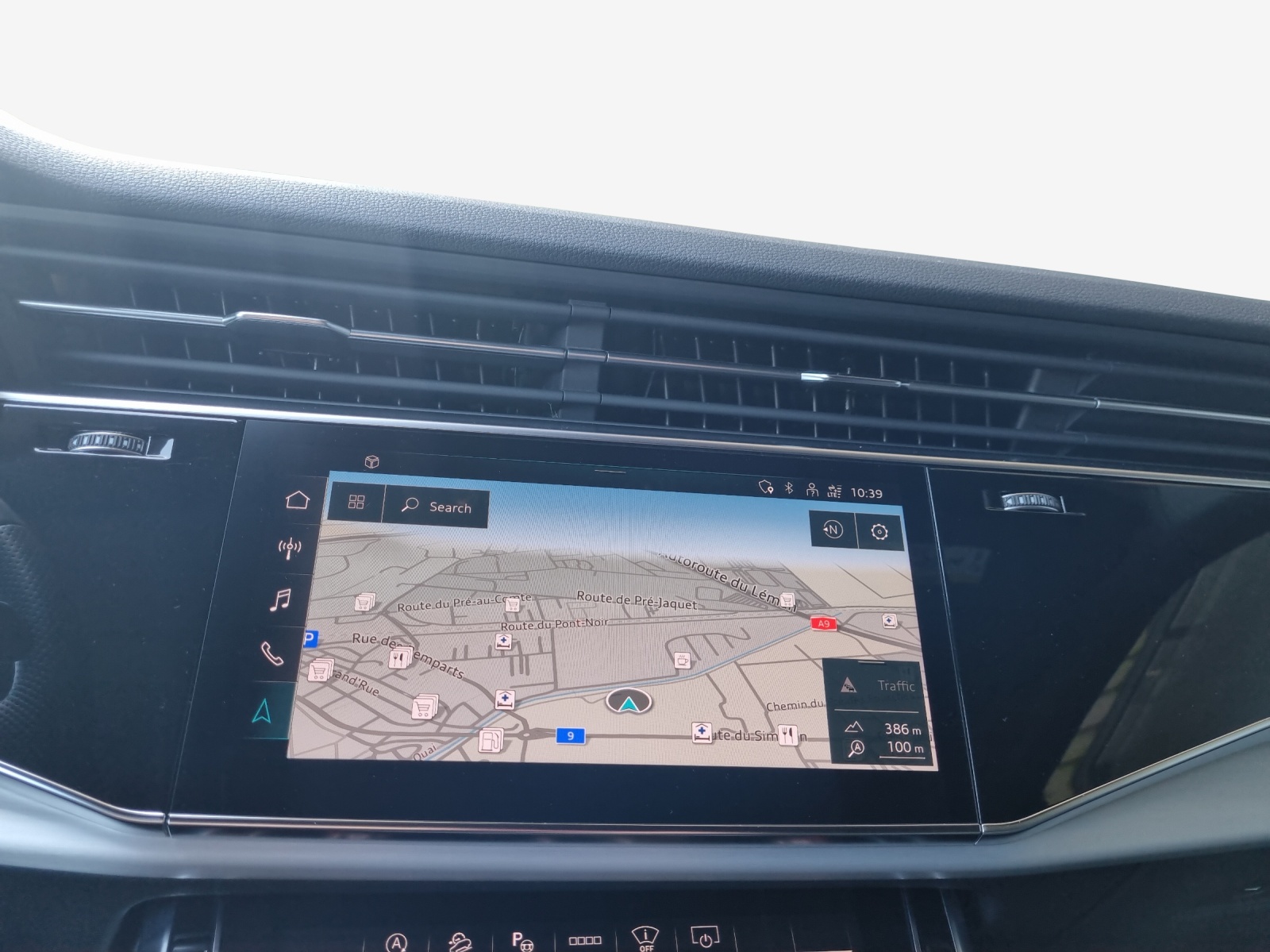 AUDI SQ8 TFSI quattro tiptronic-image-15