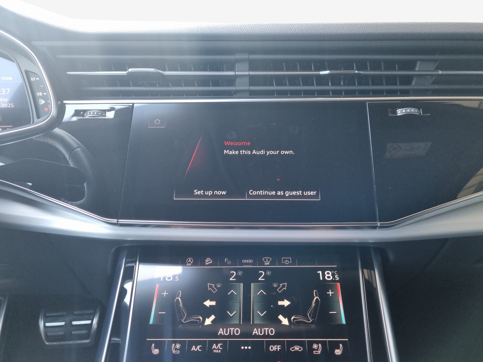 AUDI SQ8 TFSI quattro tiptronic-image-10