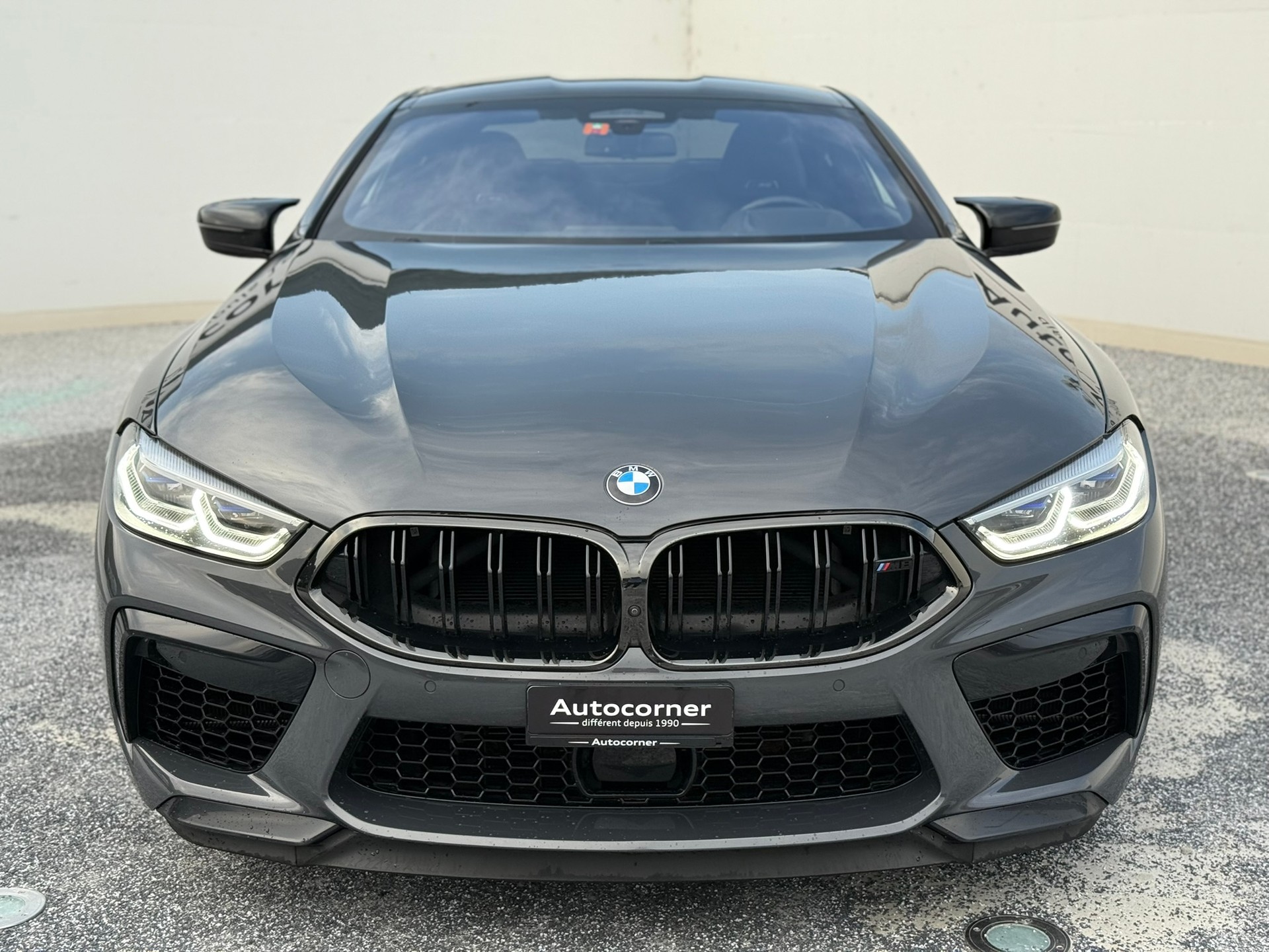 BMW M8 xDrive Steptronic M Competition-showroom-element-3