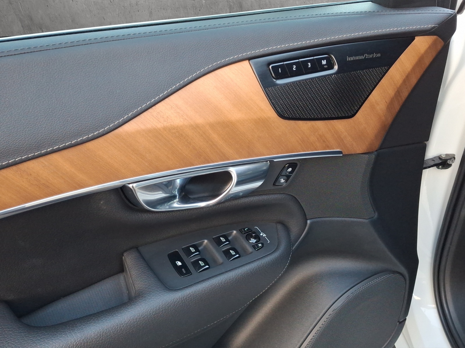 Image VOLVO XC90 XC90 B5 Benzin Mild Hybrid AWD Inscription Geartronic