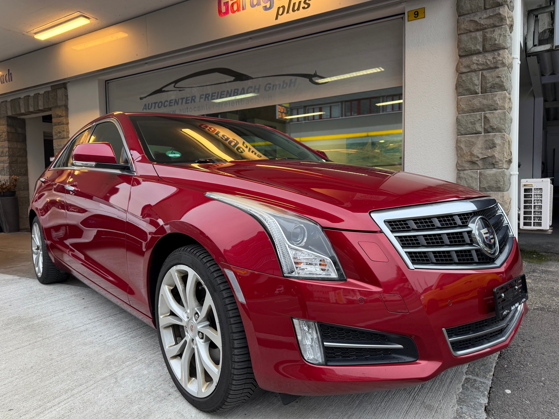 CADILLAC ATS Sedan 2.0 Turbo Luxury AWD Automatic-showroom-element-2