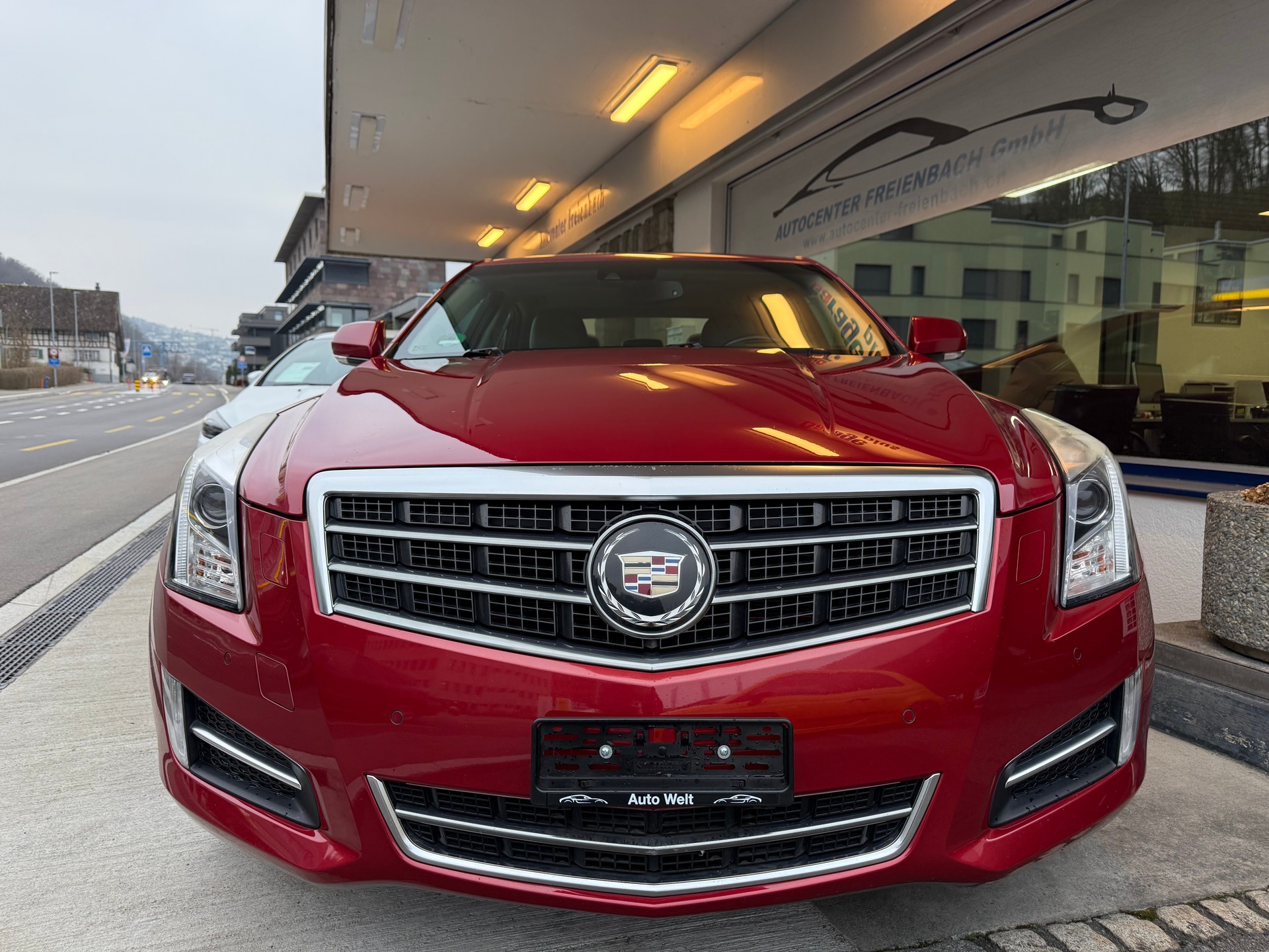 CADILLAC ATS Sedan 2.0 Turbo Luxury AWD Automatic-showroom-element-1