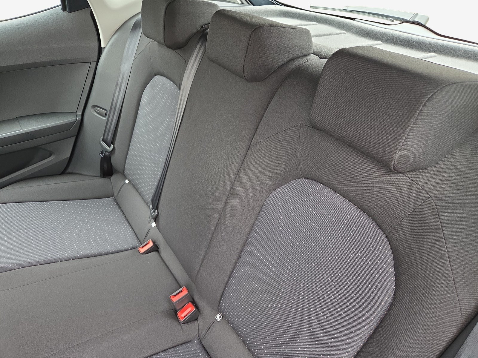 SEAT Ibiza 1.0 EcoTSI GO DSG-image-11
