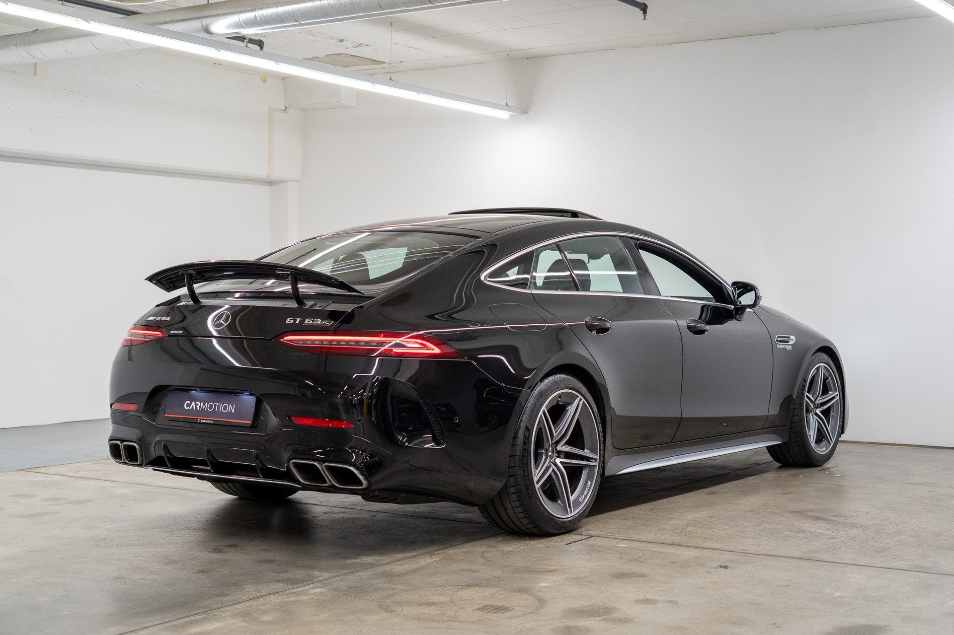 MERCEDES-BENZ AMG GT 63 S 4matic+ *FACELIFT*-showroom-element-3