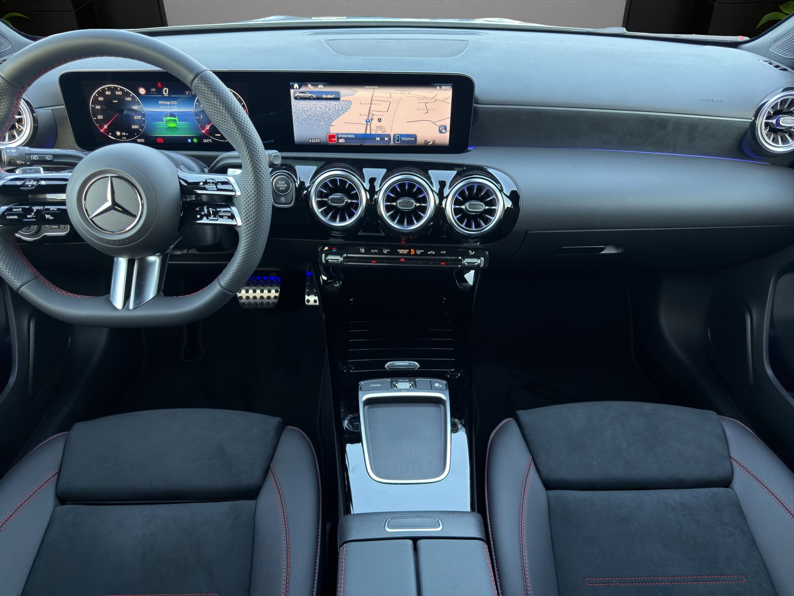 Image MERCEDES-BENZ A-200 A 200 Night Star 7G-DCT