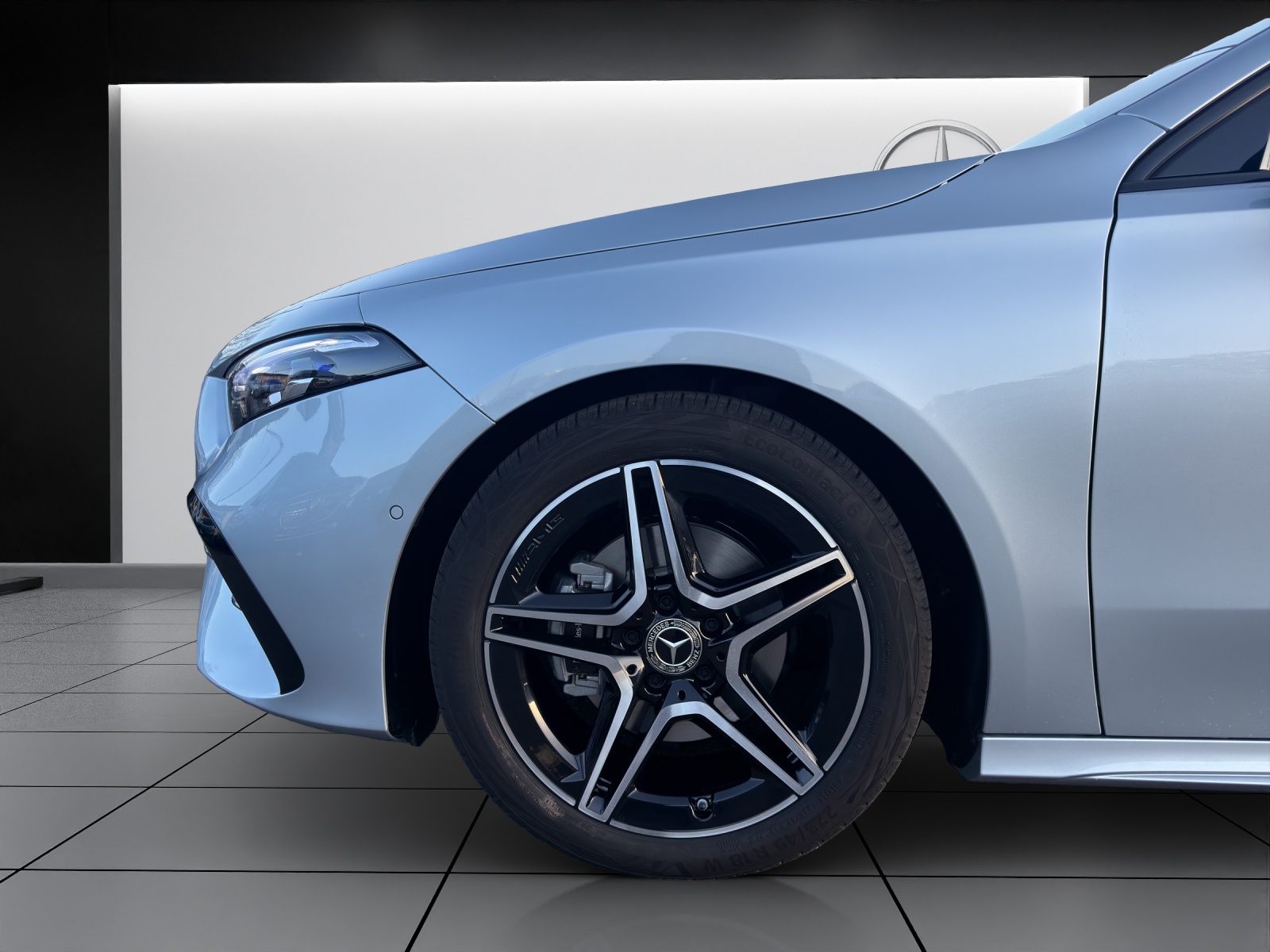 Image MERCEDES-BENZ A-200 A 200 Night Star 7G-DCT