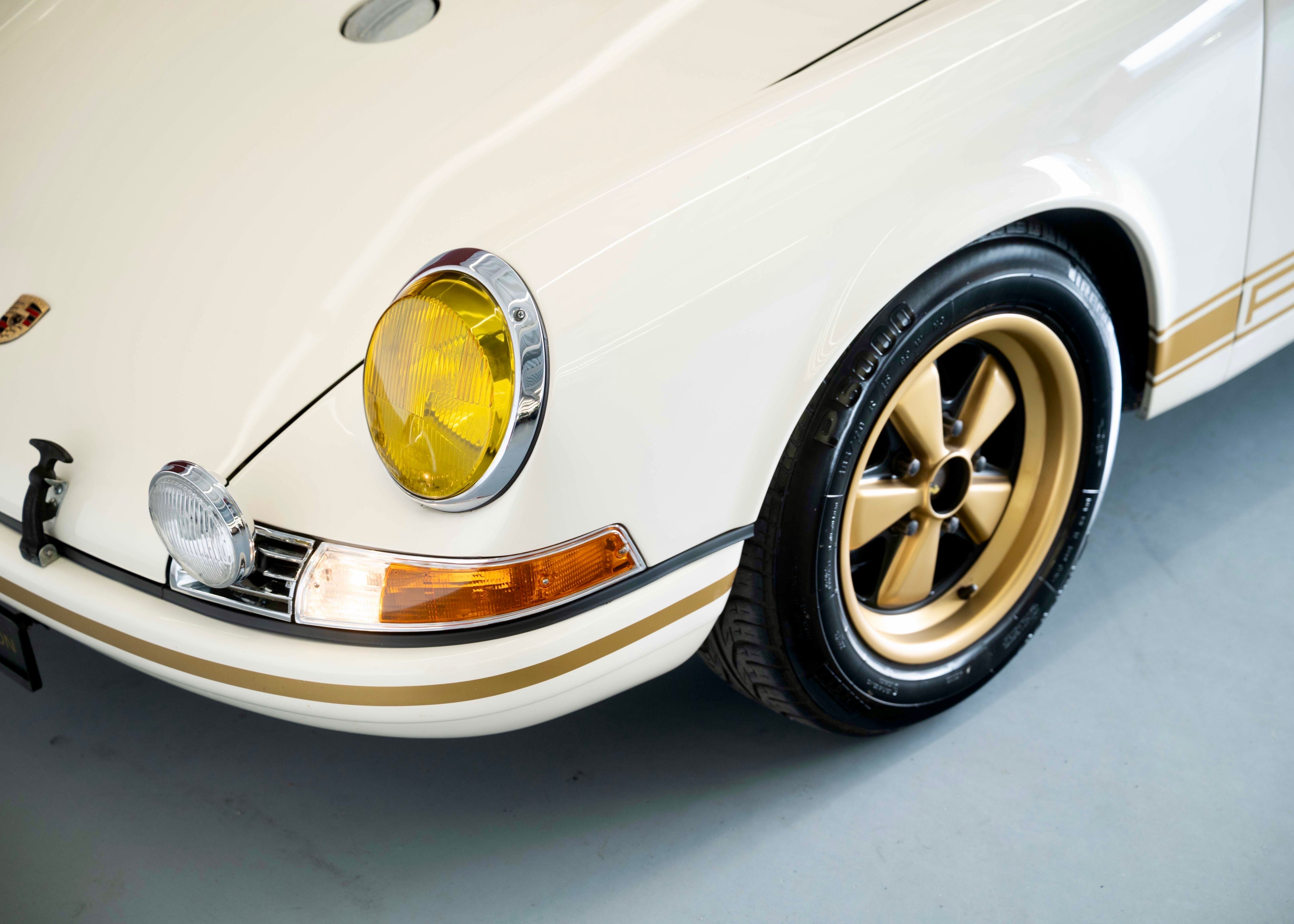 Image PORSCHE 911 911 Backdate 3.0 SC (Swiss registration)