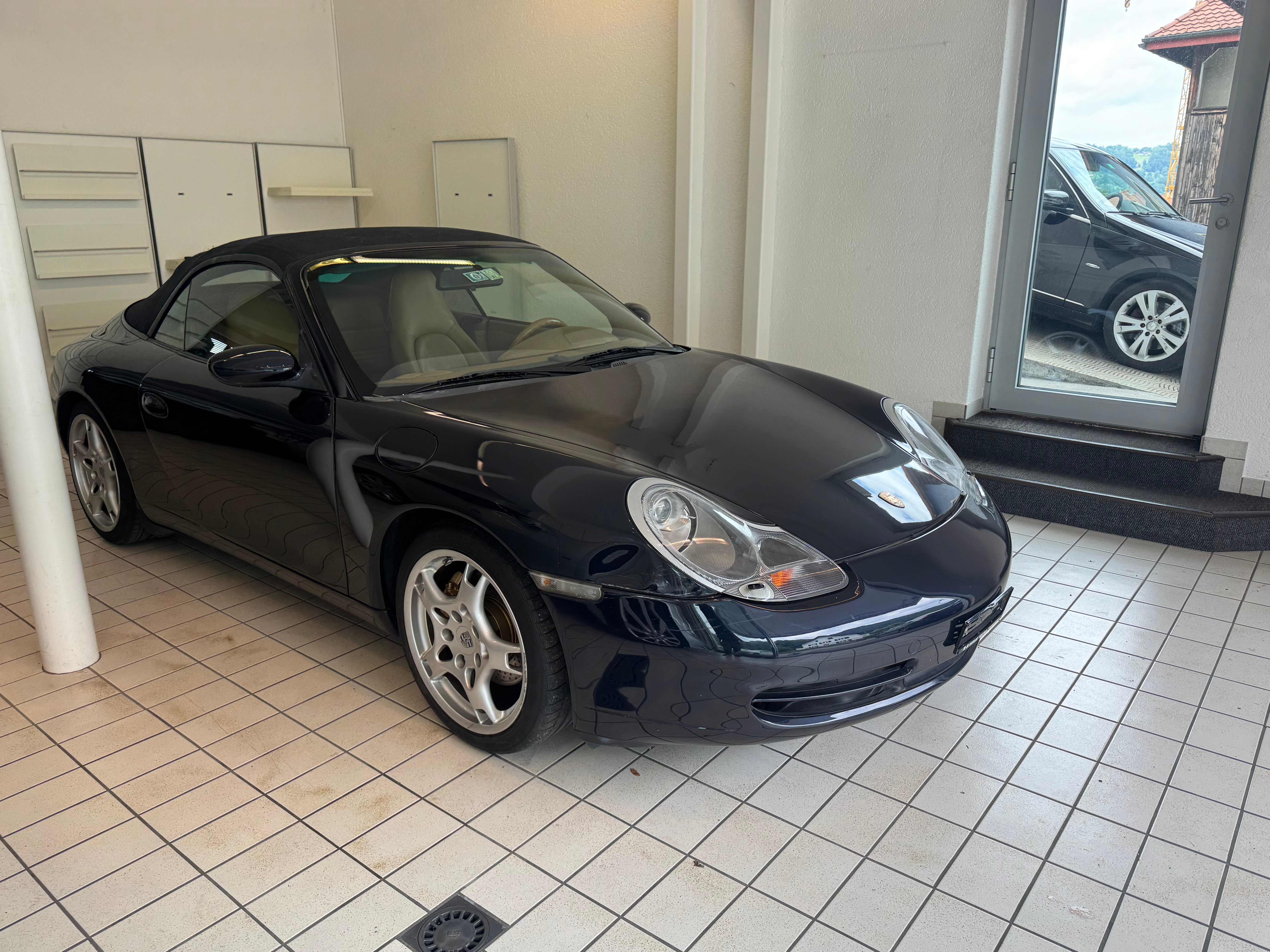PORSCHE 911 (Cabriolet)