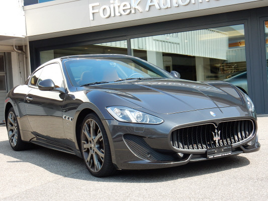 MASERATI GranTurismo Sport-showroom-element-2