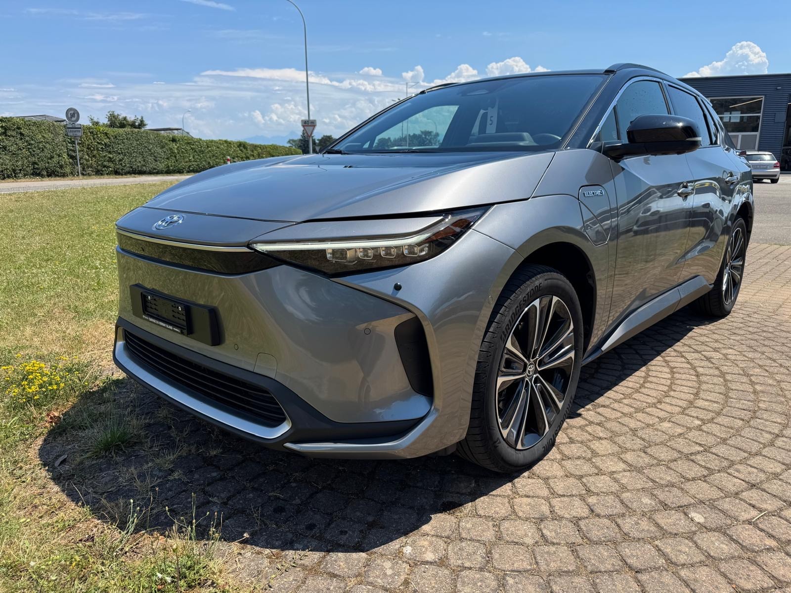 TOYOTA bZ4X Premium 71,4 kWh 4WD