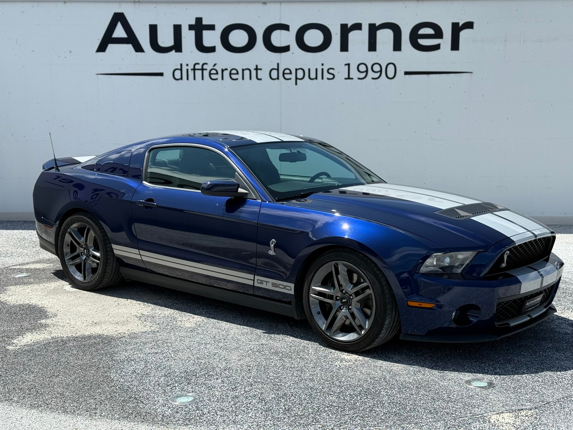 FORD Mustang Shelby GT500-showroom-element-2